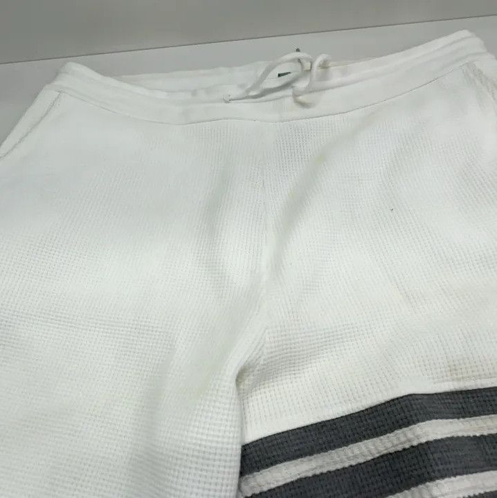 Thom Browne Thom Browne White Striped Sports Shorts for Men Size US 34 / EU 50 - 8 Thumbnail