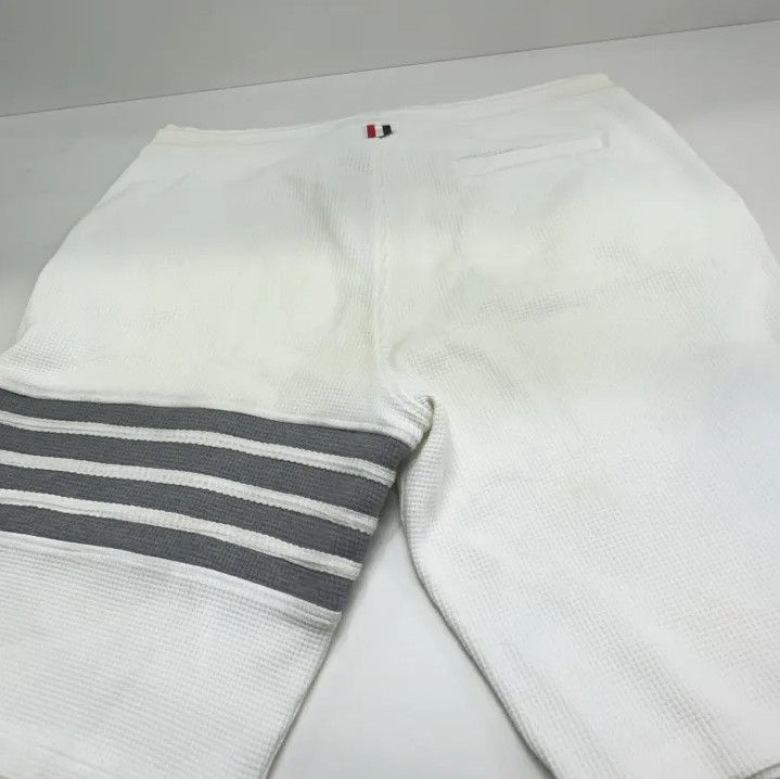 Thom Browne Thom Browne White Striped Sports Shorts for Men Size US 34 / EU 50 - 11 Thumbnail