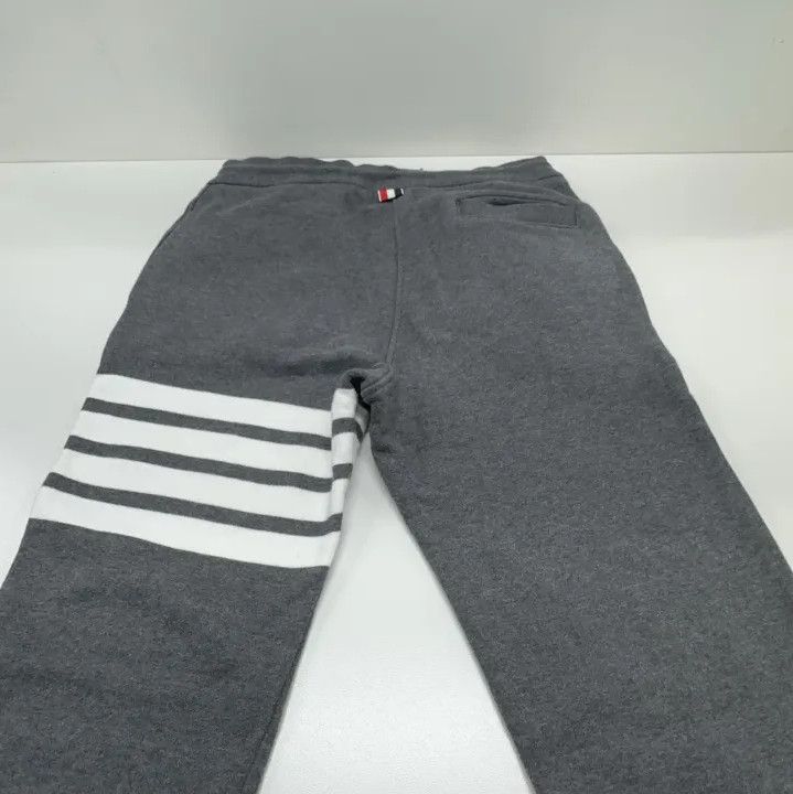 Thom Browne Thom Browne Gray Classic Stripe Sweatpants Size US 28 / EU 44 - 11 Thumbnail