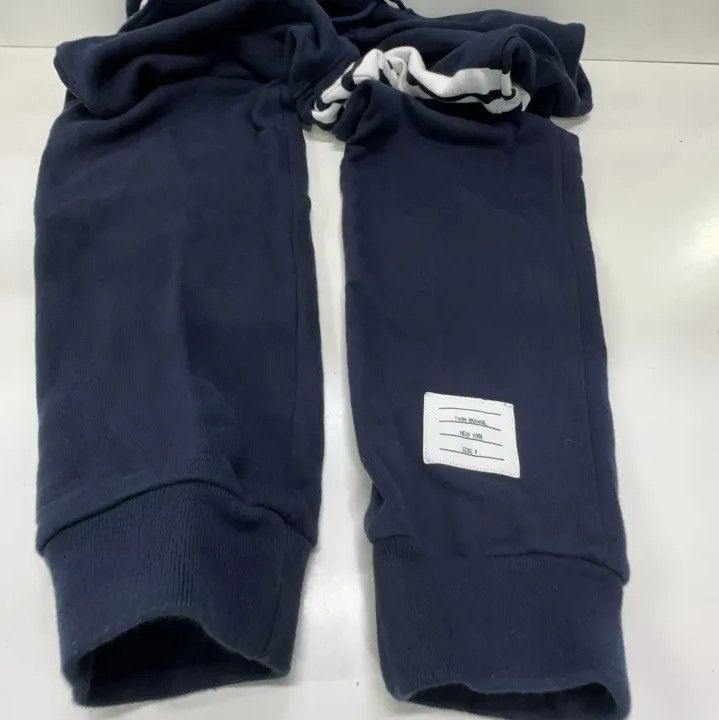 Thom Browne Thom Browne Classic Four Stripe Sweatpants Size US 34 / EU 50 - 10 Thumbnail