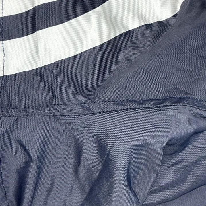 Thom Browne Thom Browne Classic Stripe Casual Shorts Size US 34 / EU 50 - 4 Thumbnail