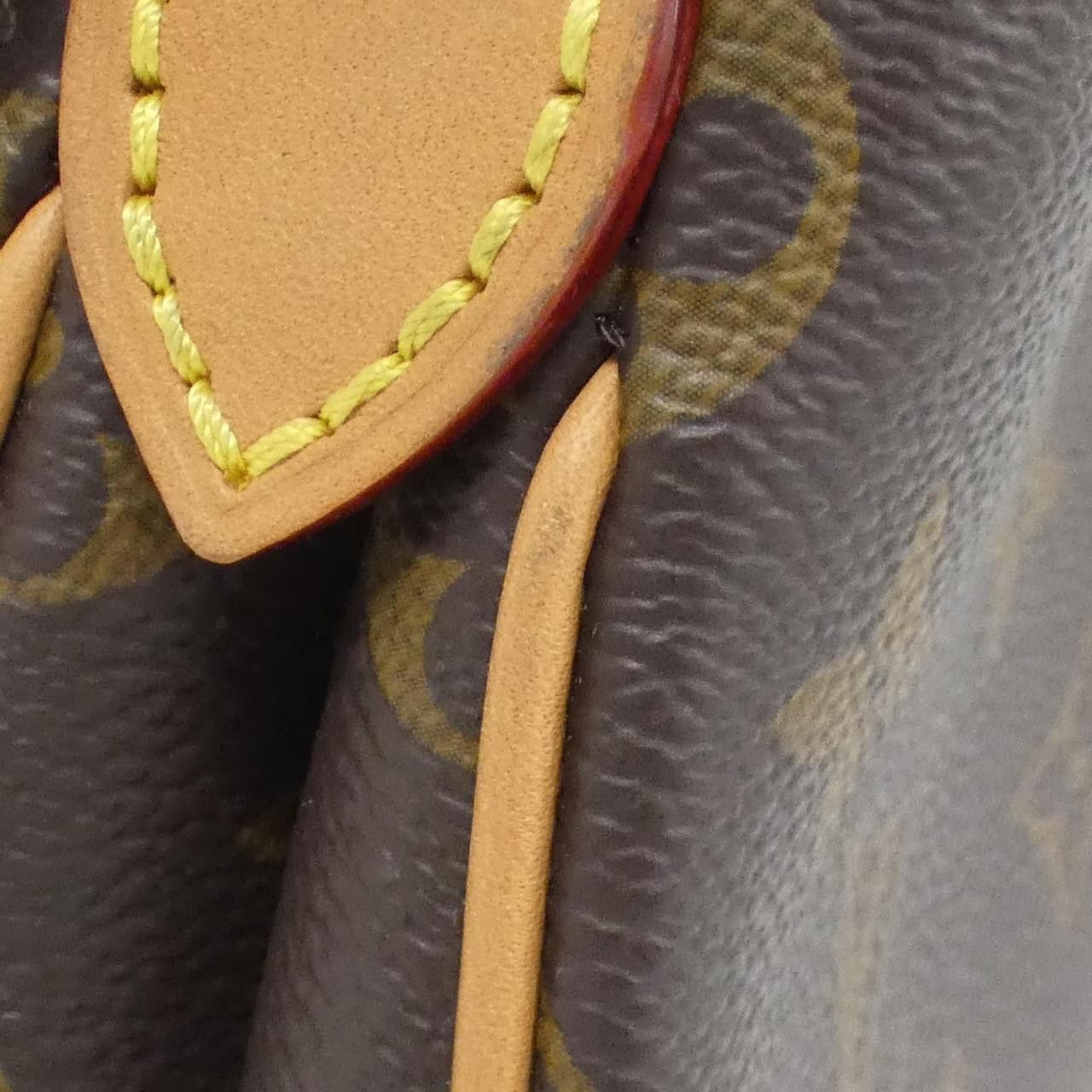 Louis Vuitton Louis Vuitton Louis Vuitton Pochette Liv Monogram Shoulder Bag Textile Shoulder Bag M83008 DUTY FREE for USA Size ONE SIZE - 6 Thumbnail
