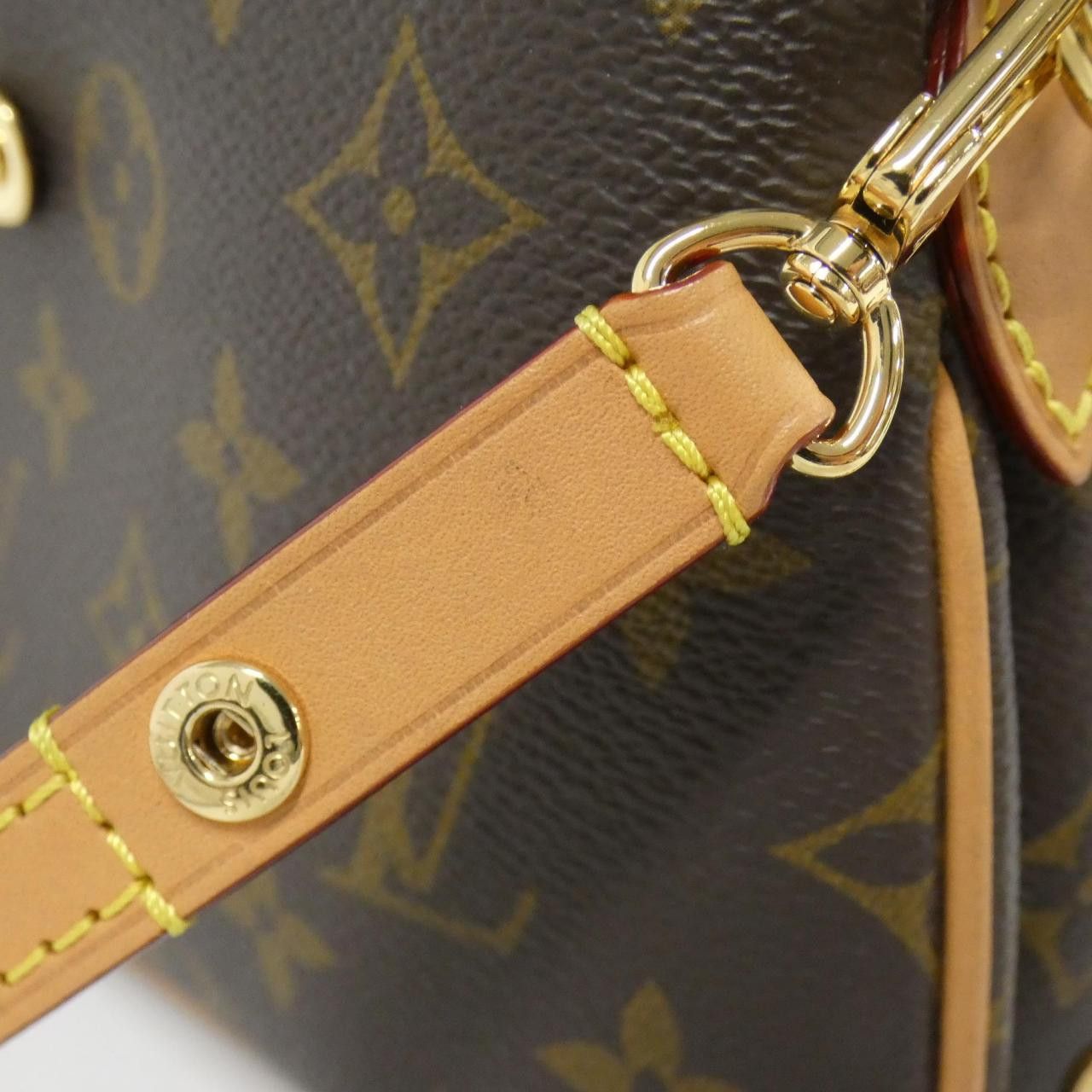 Louis Vuitton Louis Vuitton Louis Vuitton Pochette Liv Monogram Shoulder Bag Textile Shoulder Bag M83008 DUTY FREE for USA Size ONE SIZE - 8 Thumbnail