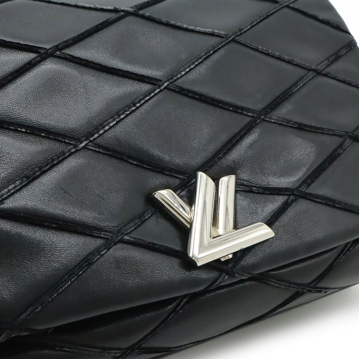 Louis Vuitton Louis Vuitton Louis Vuitton GO-14MM Leather Shoulder Bag Leather Shoulder Bag M50298 DUTY FREE for USA Size ONE SIZE - 9 Thumbnail