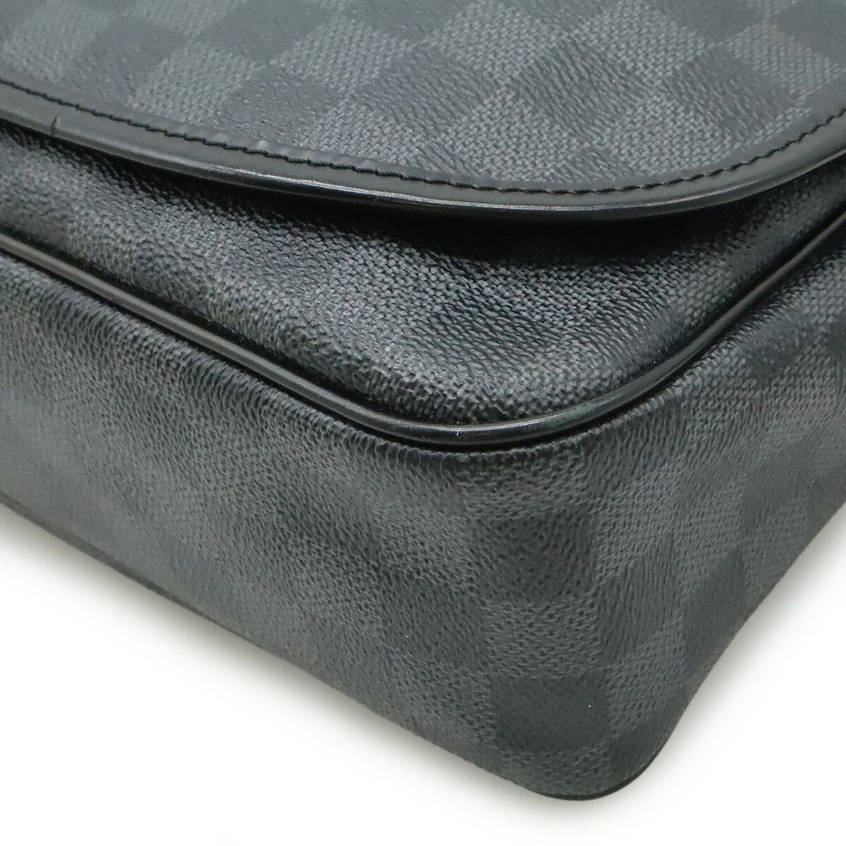 Louis Vuitton Louis Vuitton Louis Vuitton Daniel MM Damier Graphite Shoulder Bag Textile Shoulder Bag N58029 DUTY FREE for USA Size ONE SIZE - 3 Thumbnail