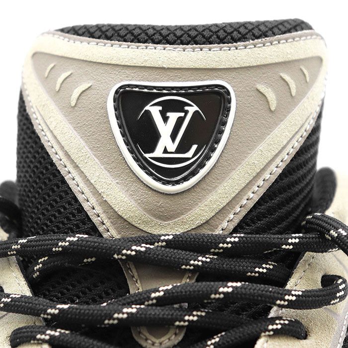 Louis Vuitton Louis Vuitton Louis Vuitton Discovery Line Monogram Nubuck Leather Sneakers Leather Shoes DUTY FREE for USA Size ONE SIZE - 2 Thumbnail