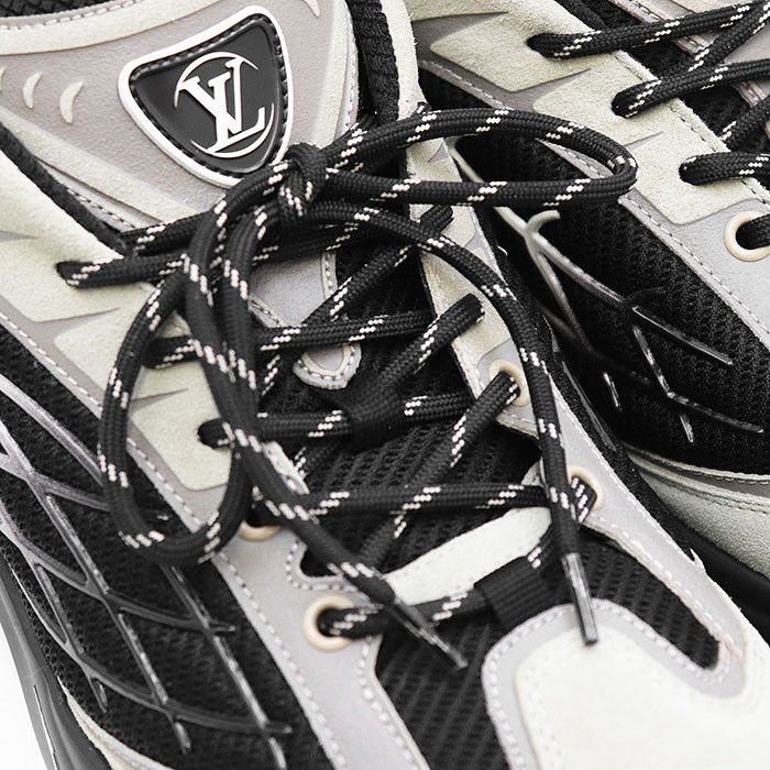 Louis Vuitton Louis Vuitton Louis Vuitton Discovery Line Monogram Nubuck Leather Sneakers Leather Shoes DUTY FREE for USA Size ONE SIZE - 13 Thumbnail