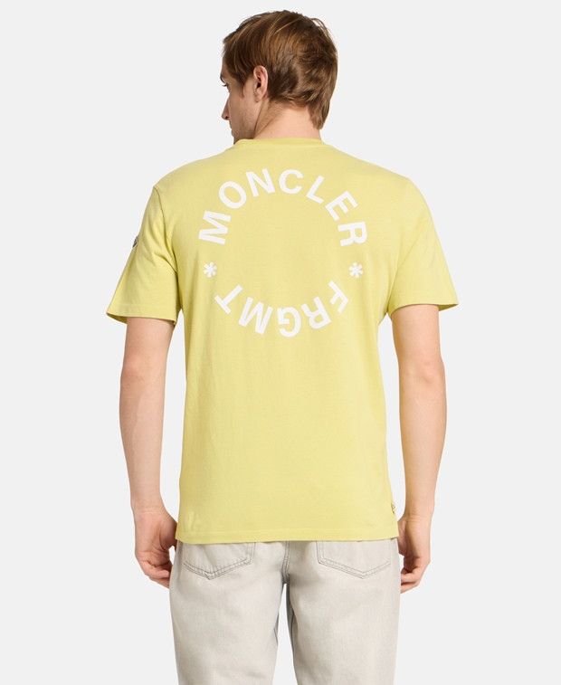 Moncler T-shirt Size US S / EU 44-46 / 1 - 2 Thumbnail