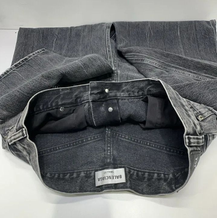 Balenciaga Balenciaga Stylish Loose Fit Denim Pants Size US 32 / EU 48 - 13 Thumbnail