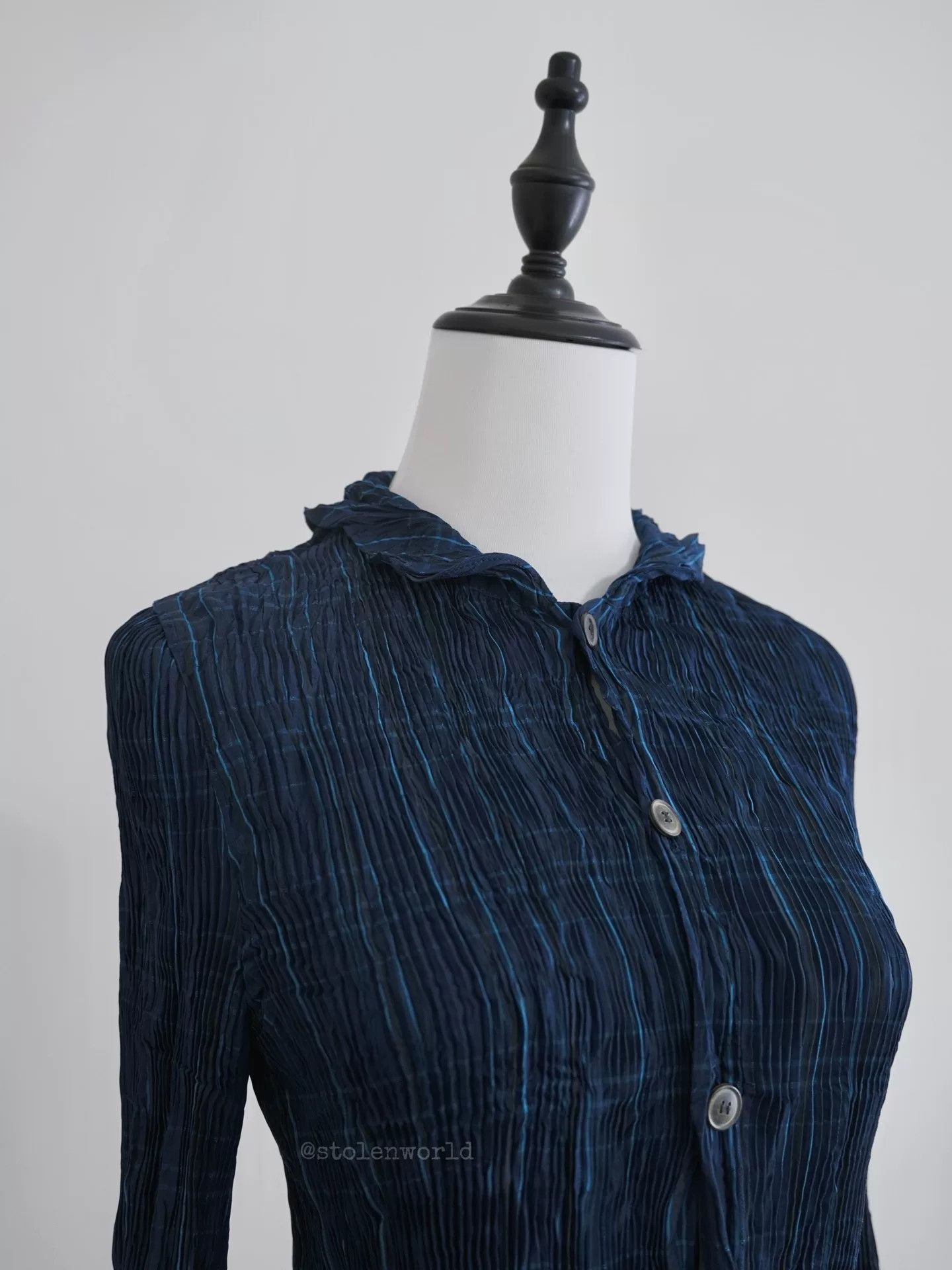 Comme des Garcons pleated navy top by comme des garcons Size M / US 6-8 / IT 42-44 - 6 Thumbnail