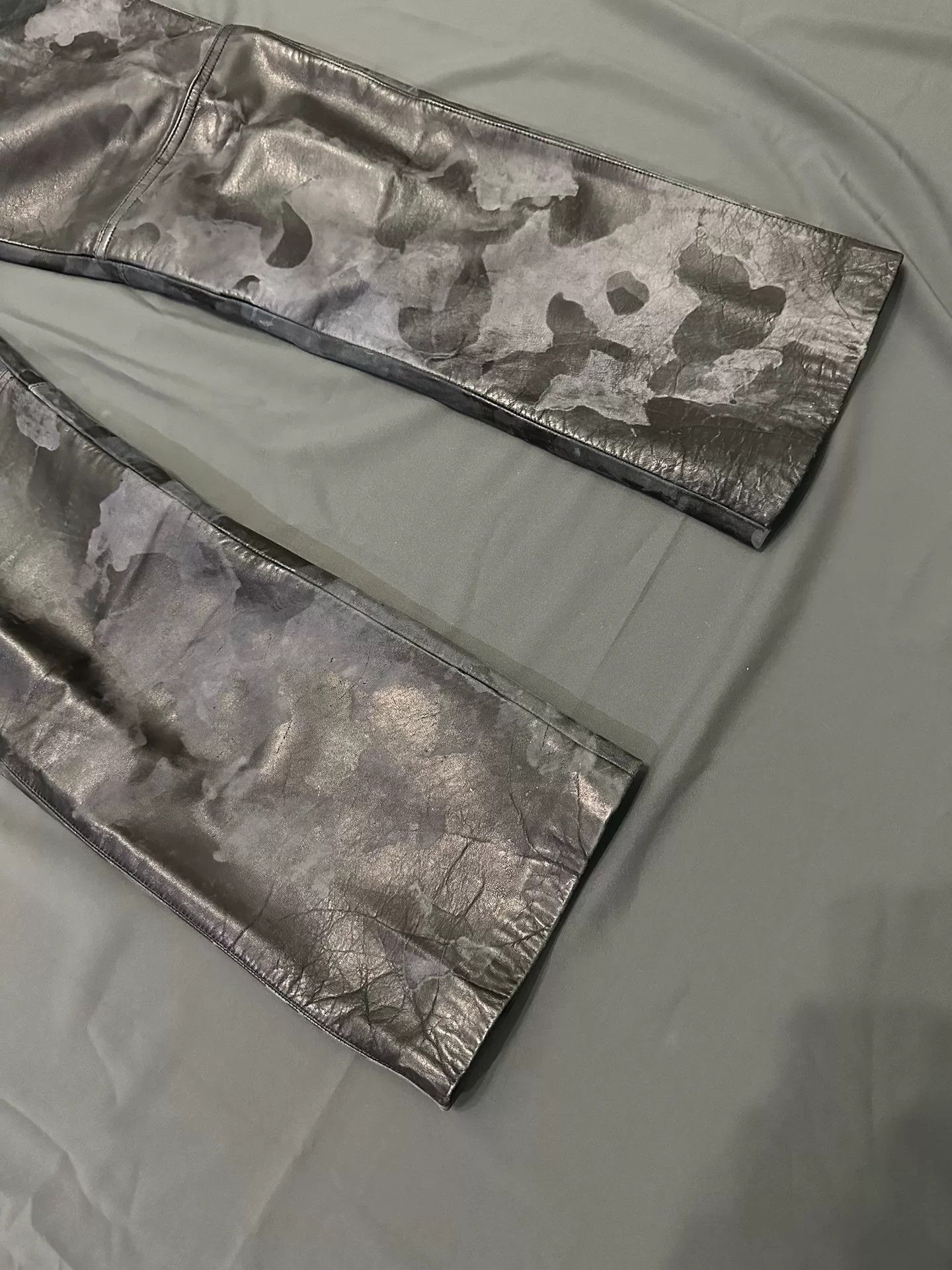 Vintage vintage 90s camouflage leather pants Size US 32 / EU 48 - 2 Thumbnail