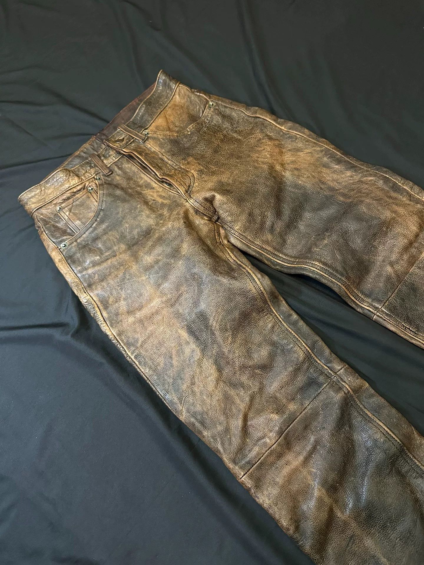 Vintage vintage leather pants with distressed details Size US 34 / EU 50 - 3 Thumbnail