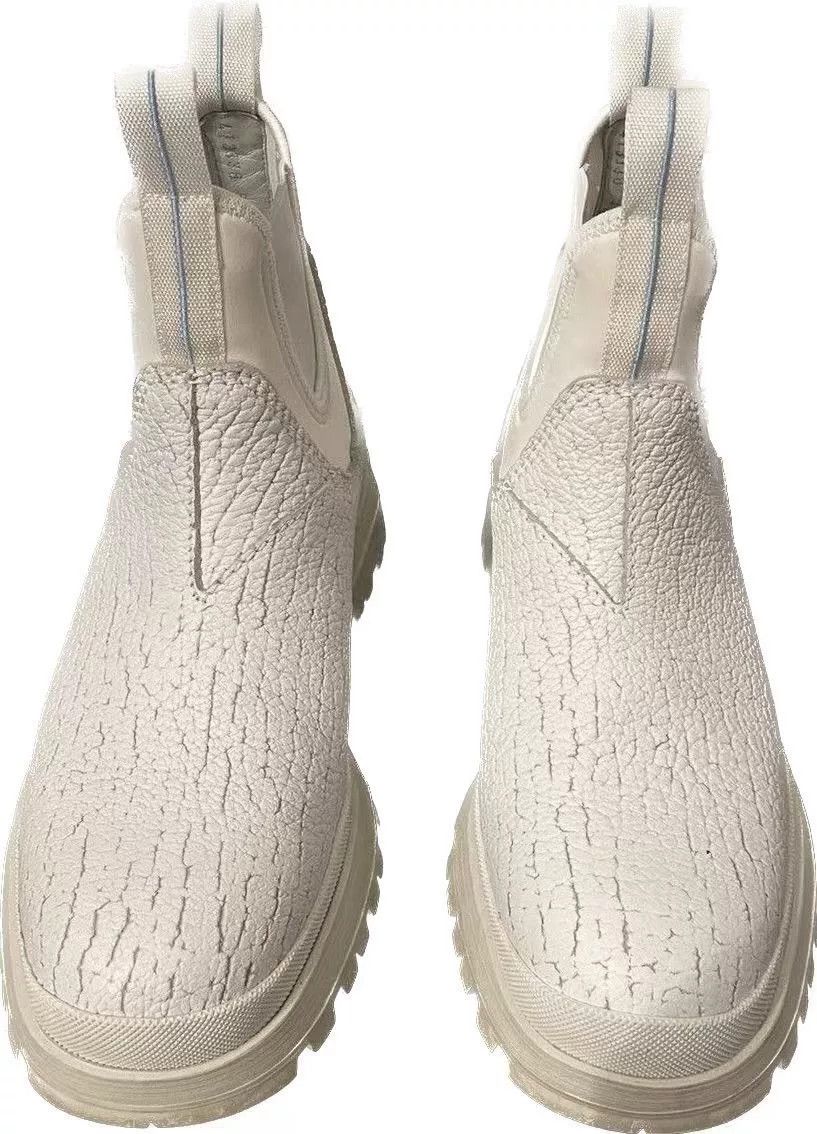 Prada prada cracked leather chelsea boots with unique design Size US 8 / EU 41 - 2 Thumbnail