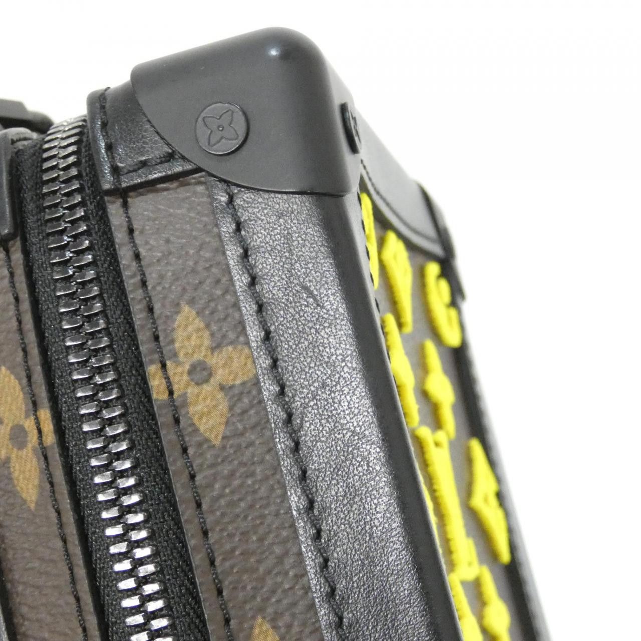 Louis Vuitton Louis Vuitton Louis Vuitton Monogram Soft Trunk Shoulder Bag Textile Shoulder Bag M45079 DUTY FREE for USA Size ONE SIZE - 4 Thumbnail