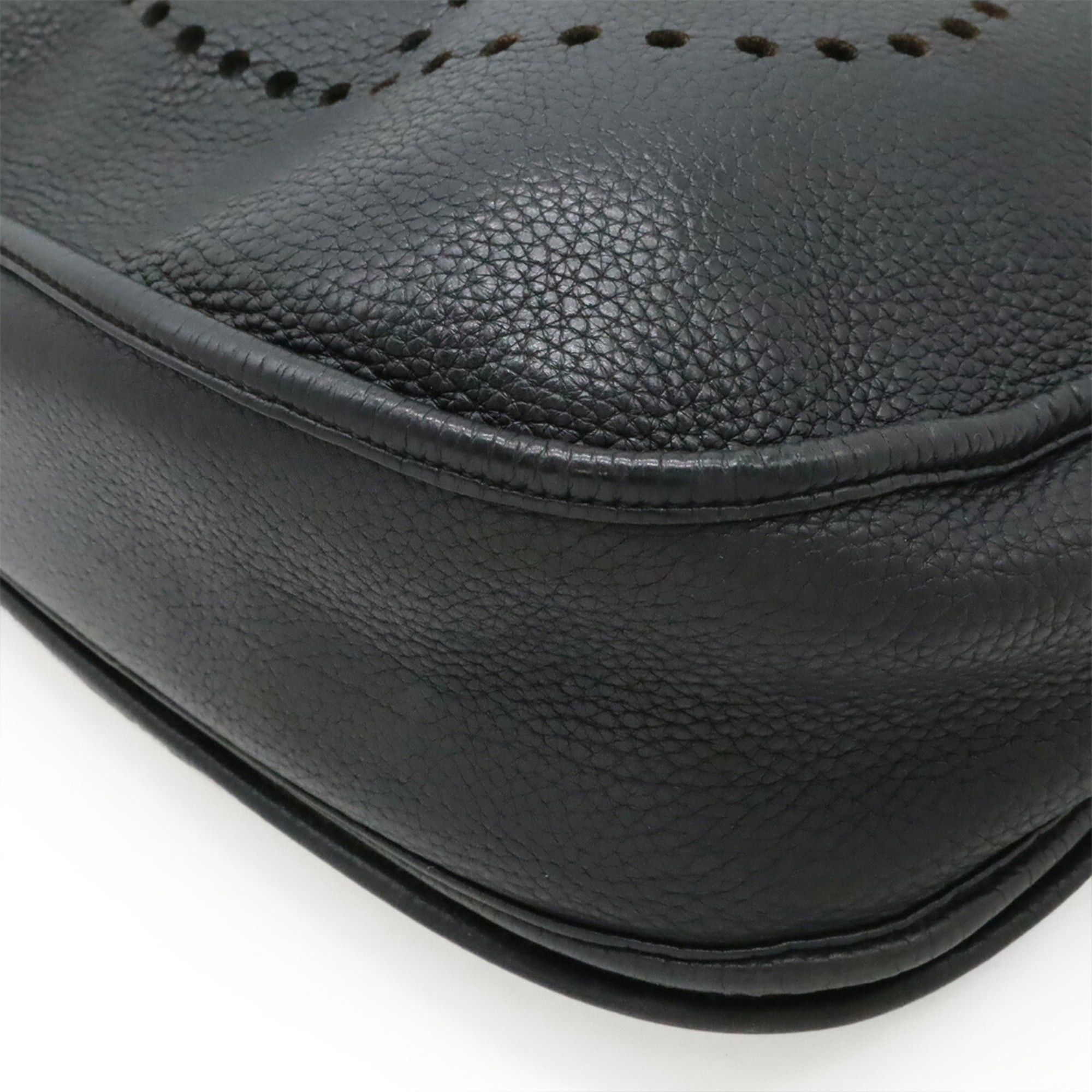 Hermes HERMES Evelyn 3 III GM Shoulder Bag in Taurillon Clemence Leather, Black, with T Stamp Size ONE SIZE - 4 Thumbnail