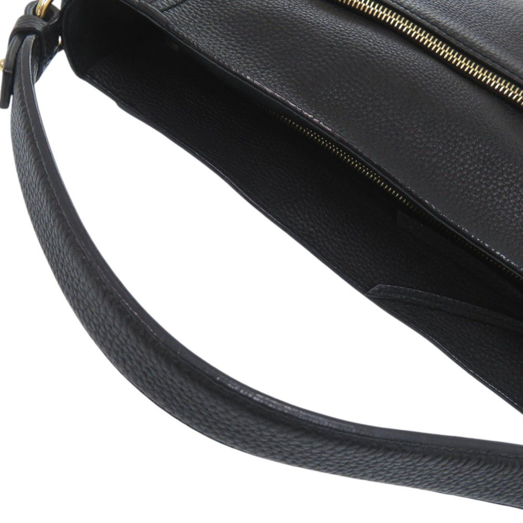Salvatore Ferragamo Excellent condition Salvatore Ferragamo Gancini leather black one-shoulder bag, item number 0645 Size ONE SIZE - 8 Thumbnail