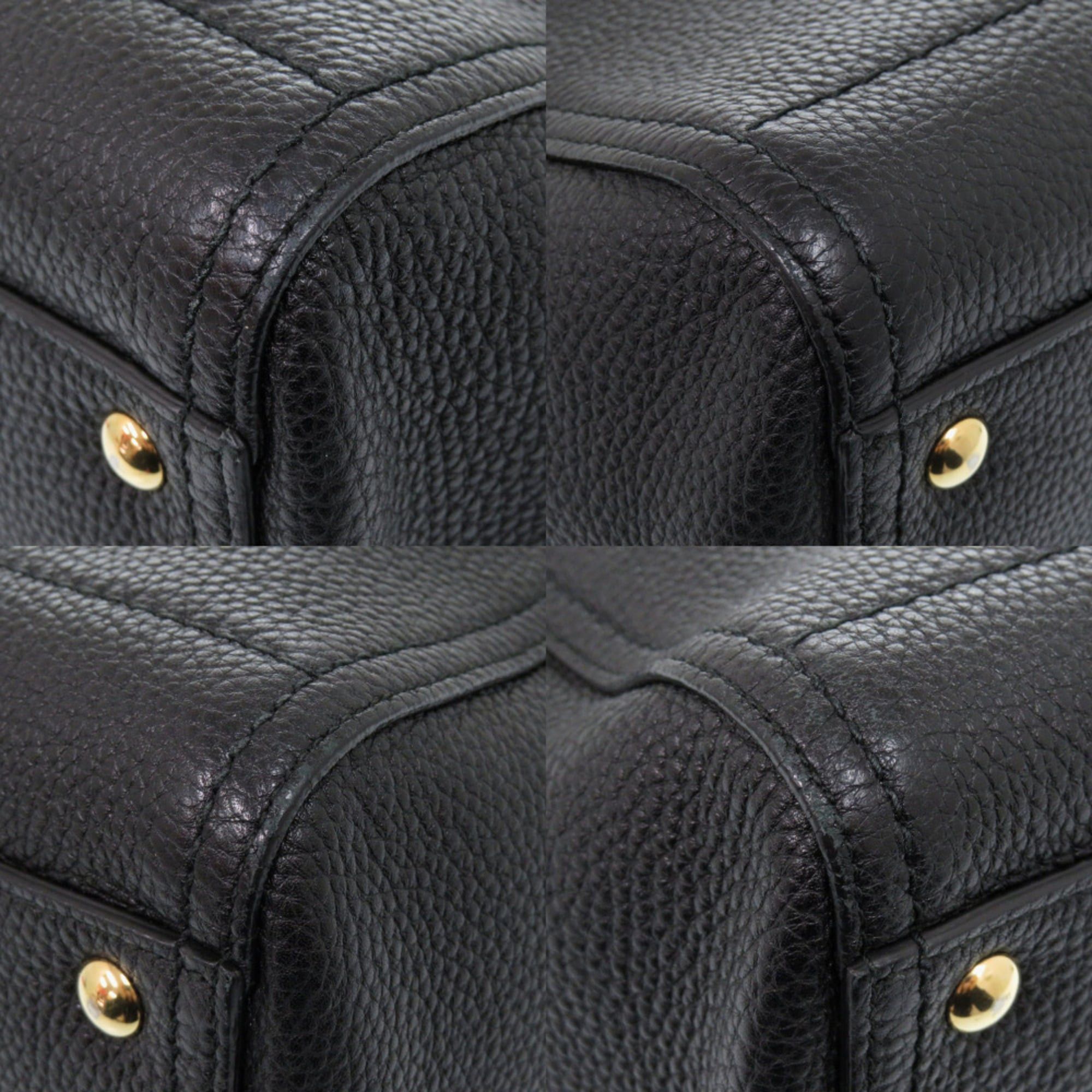Salvatore Ferragamo Excellent condition Salvatore Ferragamo Gancini leather black one-shoulder bag, item number 0645 Size ONE SIZE - 4 Thumbnail