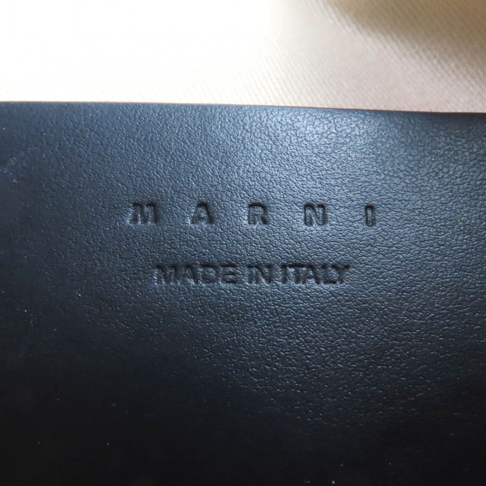 Marni Marni Marni Leather Shoulder Bag Leather Shoulder Bag SBMP0128U0 DUTY FREE for USA Size ONE SIZE - 14 Thumbnail