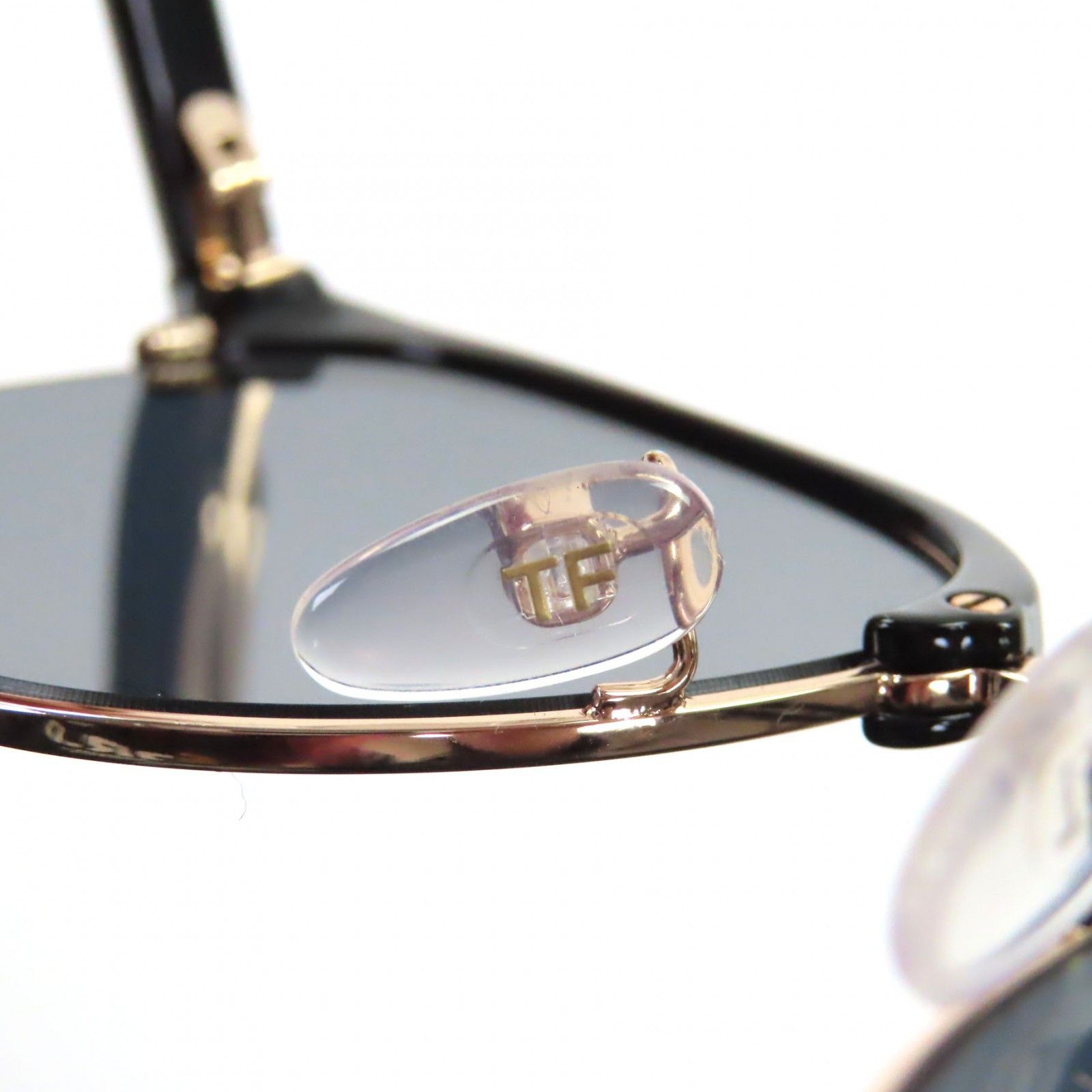 Tom Ford Tom Ford TOM FORD TF890-K Sunglasses Plastic / Synthetic Sunglasses TF890-K DUTY FREE for USA Size ONE SIZE - 9 Thumbnail