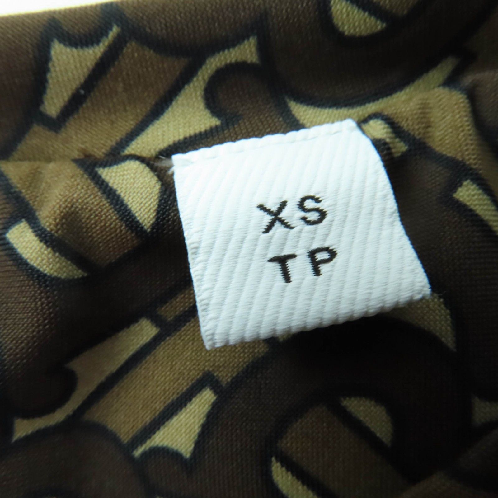 Burberry Burberry Burberry TB Monogram Top Textile Tops 8030489 DUTY FREE for USA Size ONE SIZE - 8 Thumbnail
