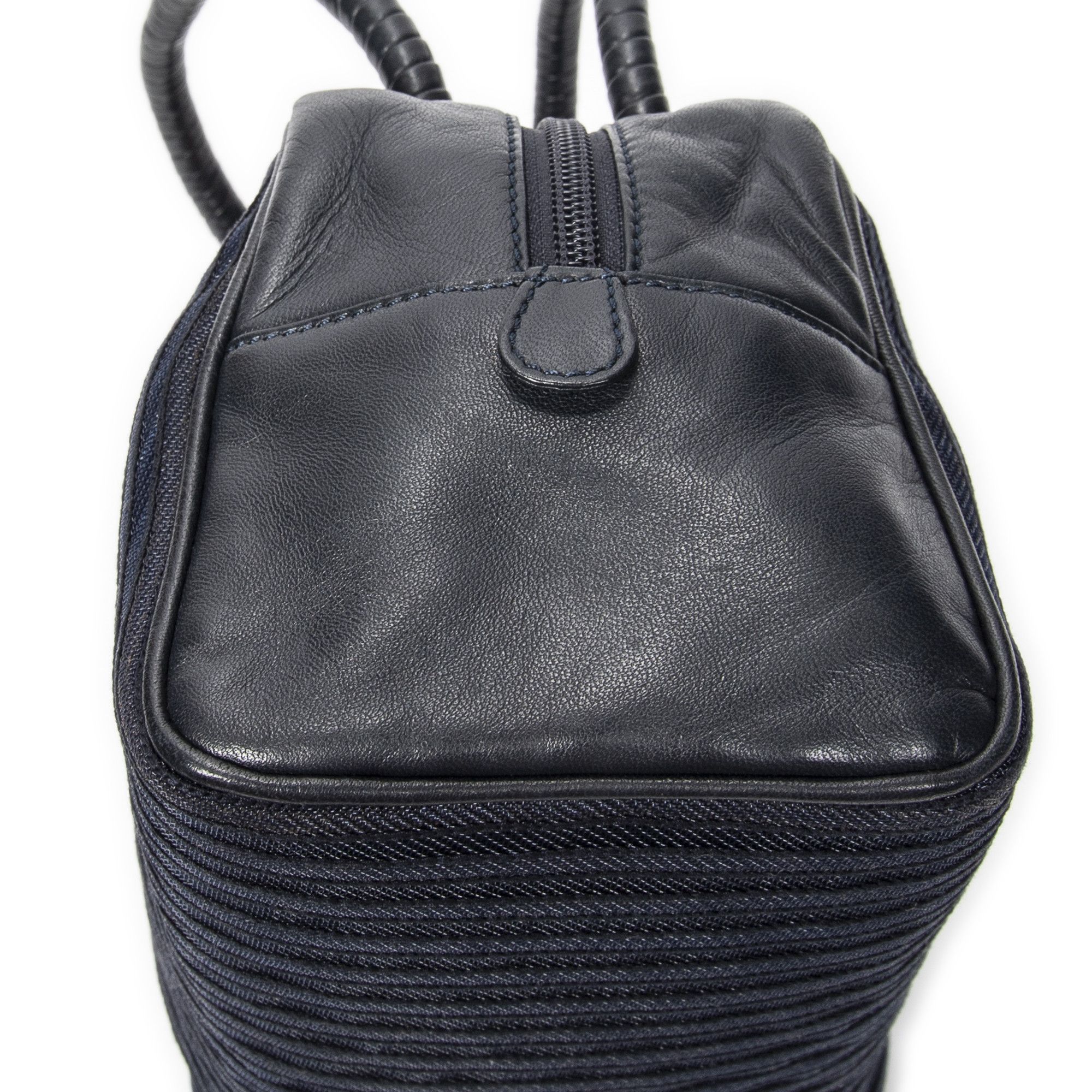 Loewe Vintage Mini Mesh Handbag Size ONE SIZE - 7 Thumbnail