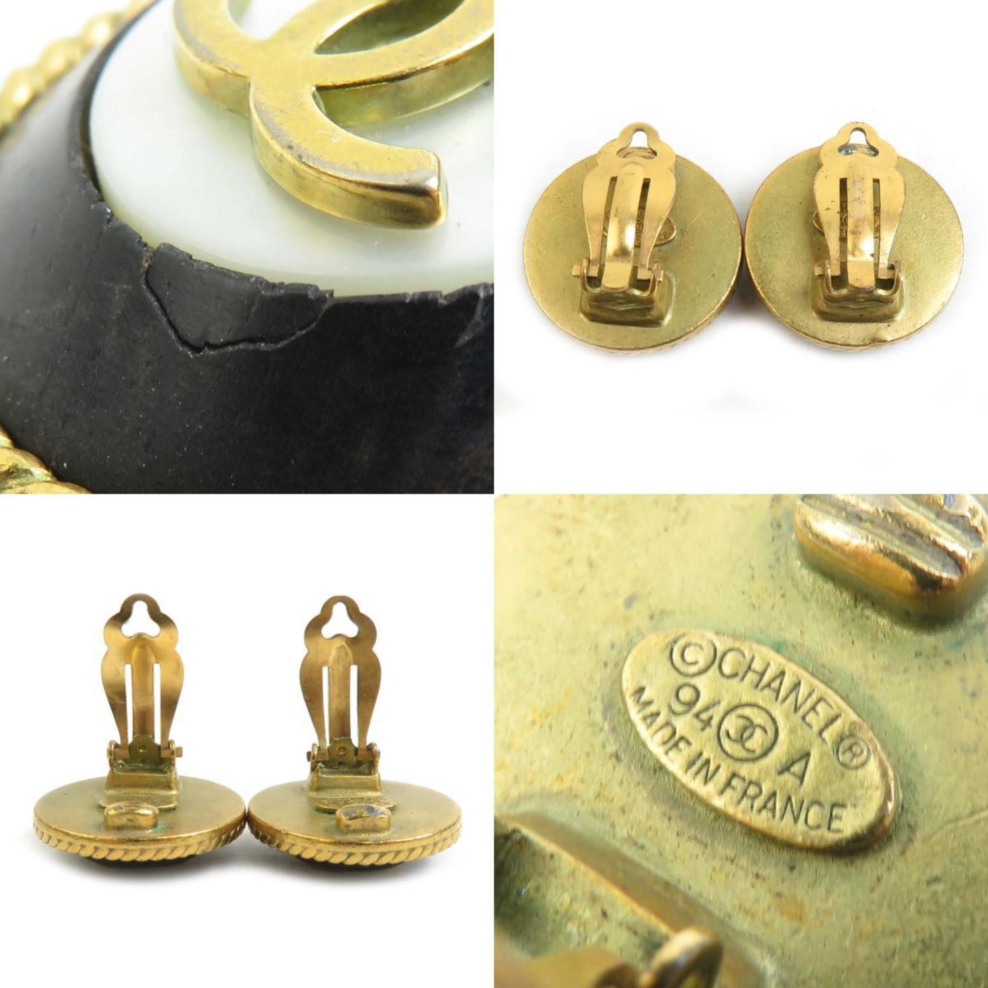 Chanel CHANEL Coco Mark Earrings in Metal/Wood/Shell, Gold/Black/White, Women's, e61303a Size ONE SIZE - 4 Thumbnail