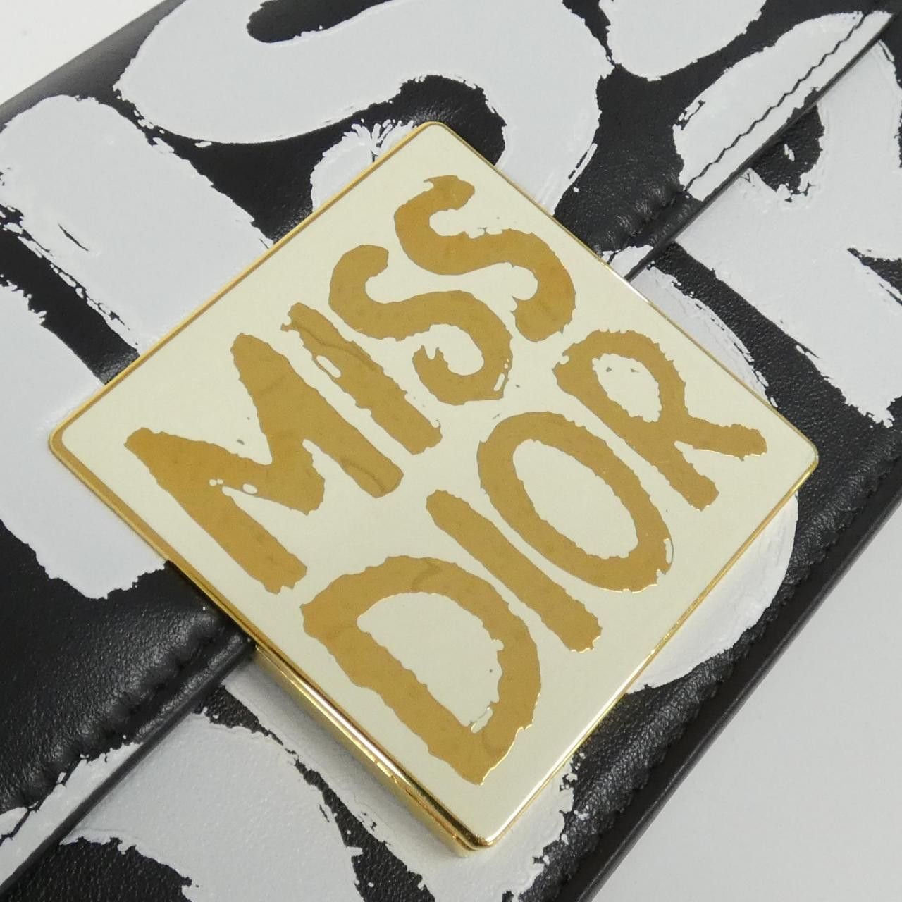 Dior Dior Christian Dior Miss Dior Leather Shoulder Bag Leather Shoulder Bag M2610UZCJ DUTY FREE for USA Size ONE SIZE - 4 Thumbnail