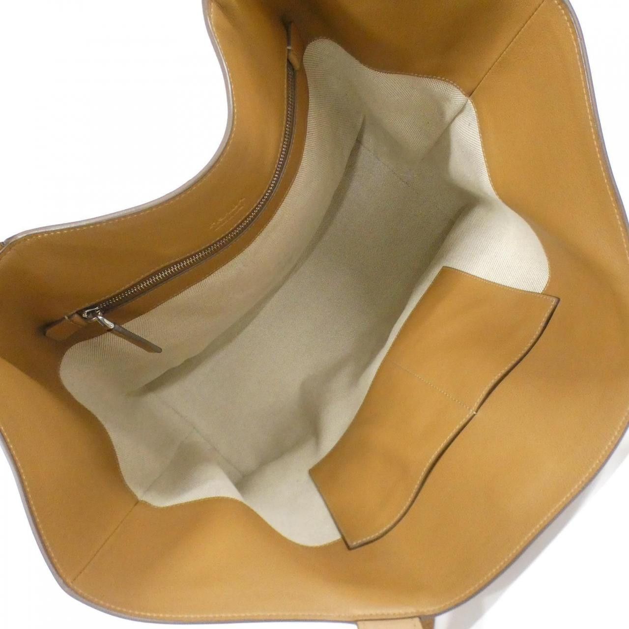 Prada Prada Prada 2VG123 Soft Grain Shoulder Bag Leather Tote Bag 2VG123 DUTY FREE for USA Size ONE SIZE - 8 Thumbnail