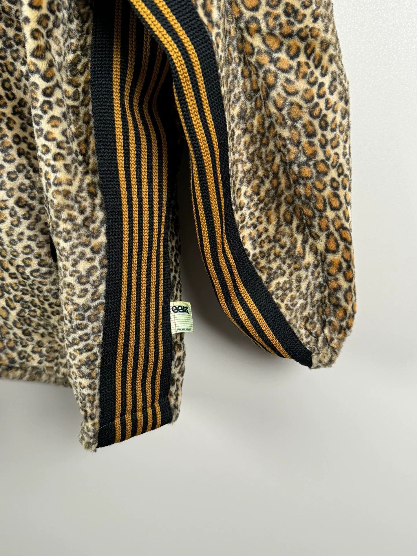 Japanese Brand leopard print coach jacket size M Size US M / EU 48-50 / 2 - 4 Thumbnail