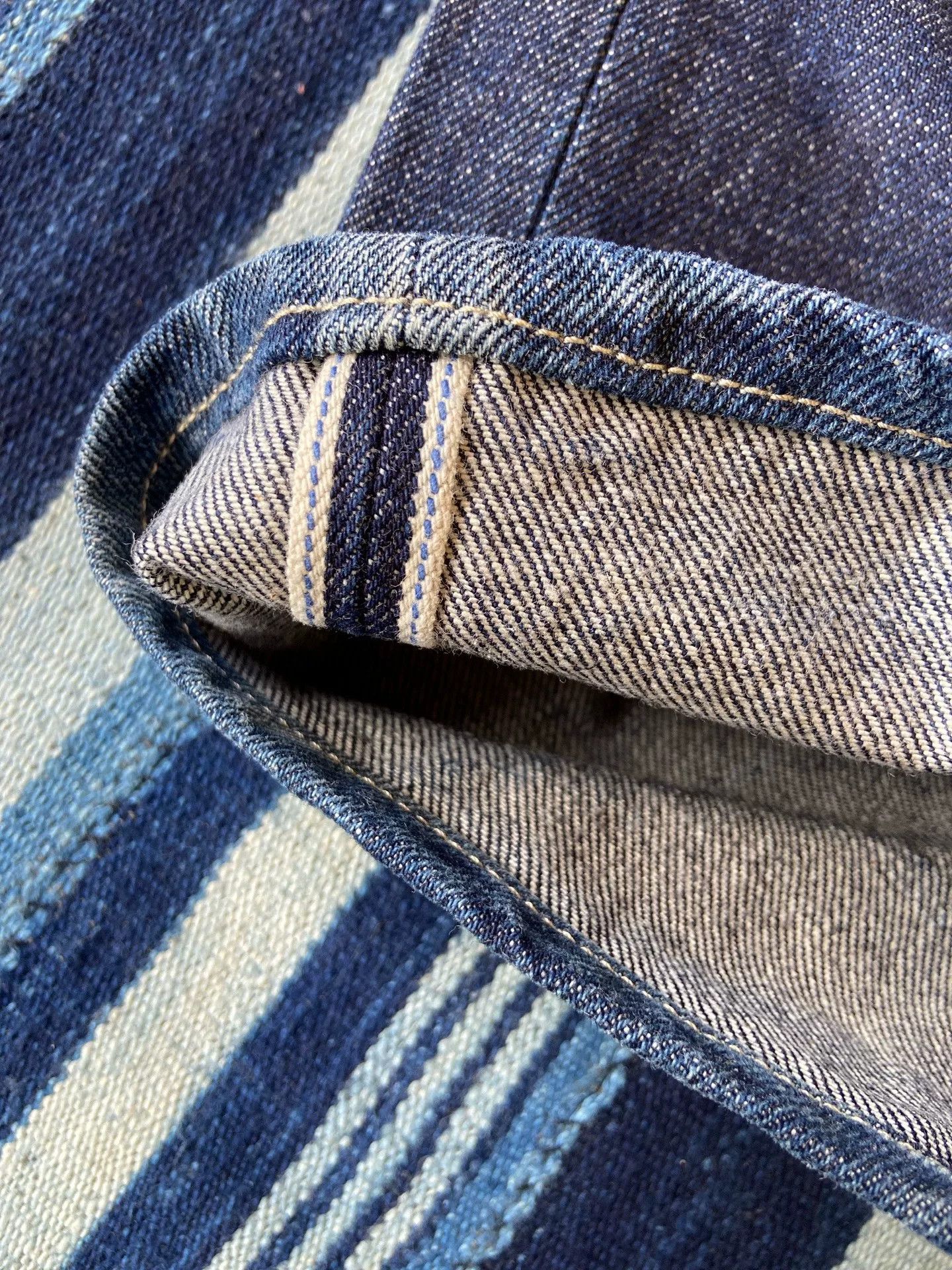 Vanquish washed vintage-style raw denim jeans Size US 31 - 9 Thumbnail