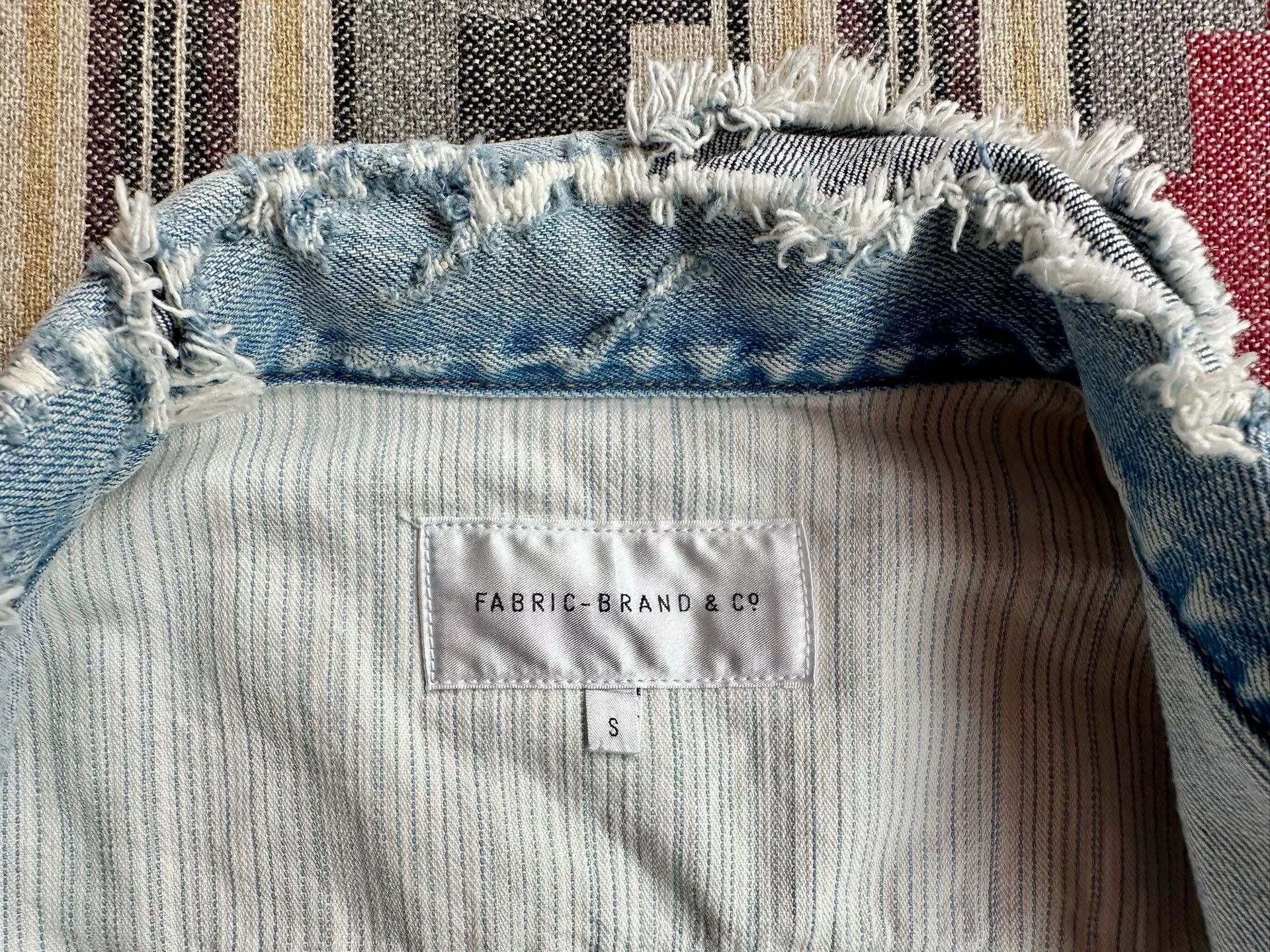 Japanese Brand damaged denim jacket from fabric brand&co Size US S / EU 44-46 / 1 - 4 Thumbnail