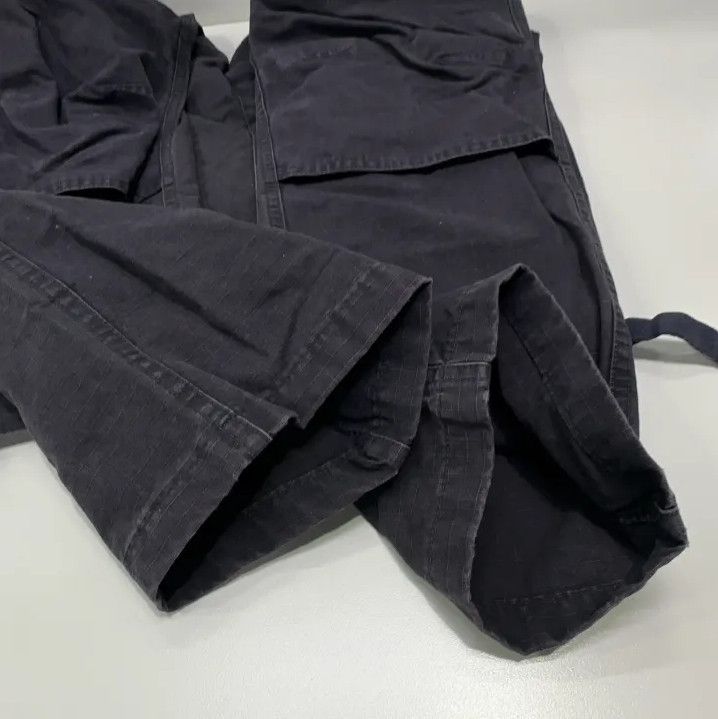 Balenciaga Balenciaga Black Pocket Cargo Pants for Men Size US 31 - 10 Thumbnail