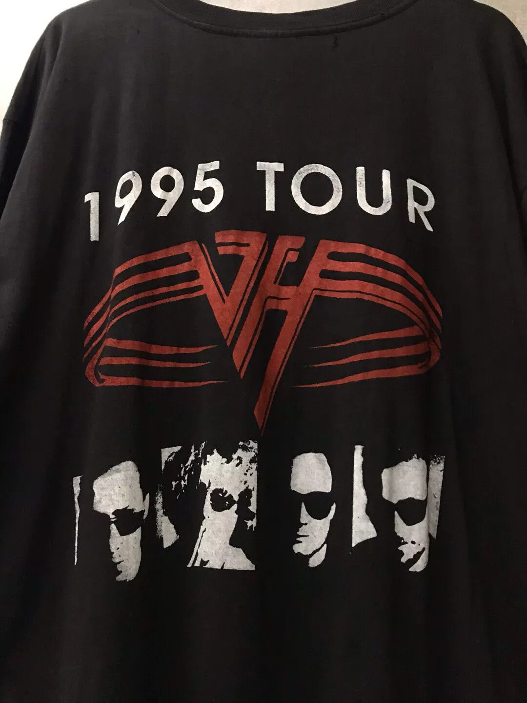 Vintage vintage van halen balance tour t-shirt Size US XL / EU 56 / 4 - 4 Thumbnail