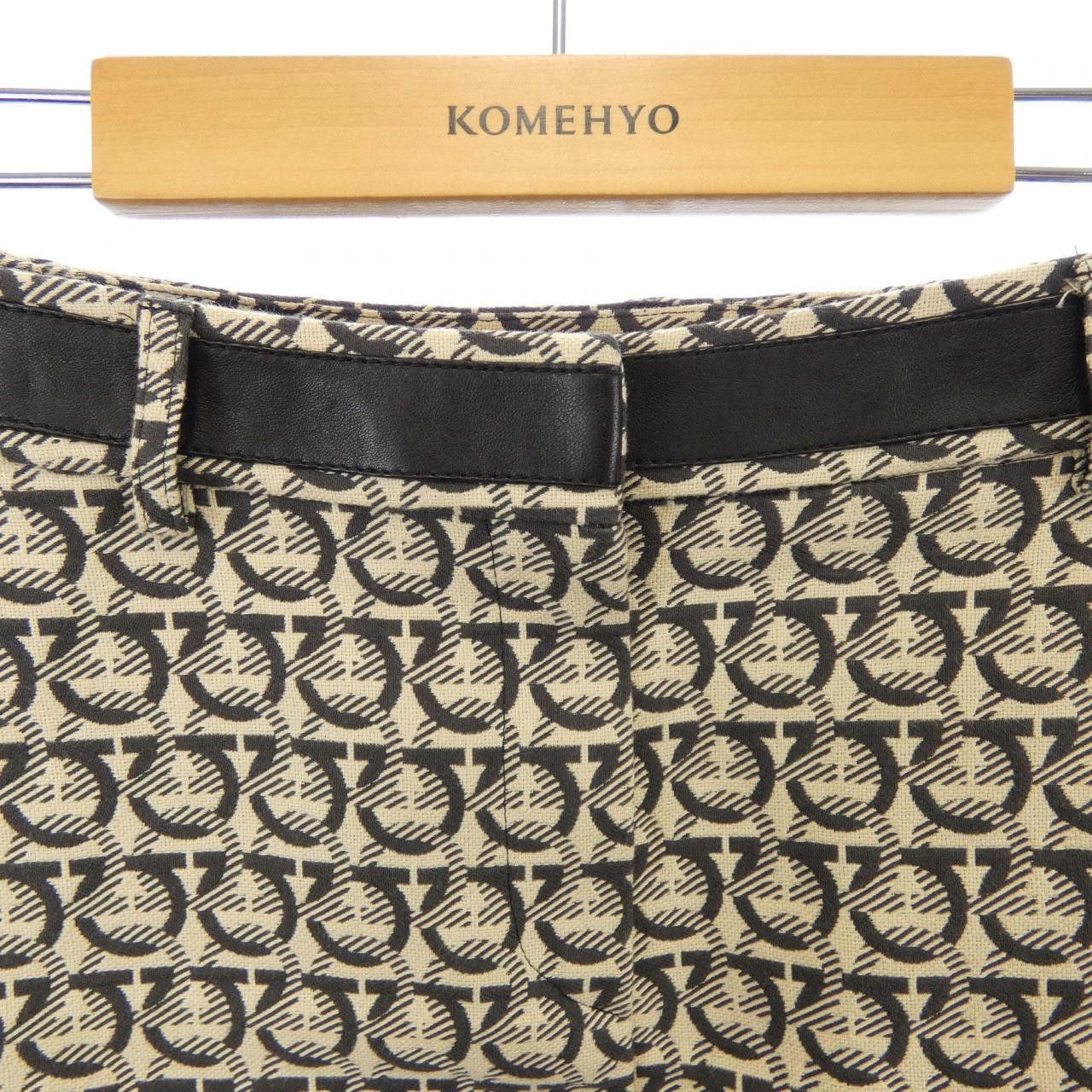 Salvatore Ferragamo Salvatore Ferragamo Salvatore Ferragamo Skirt Textile Skirts 13J149 DUTY FREE for USA Size ONE SIZE - 5 Thumbnail