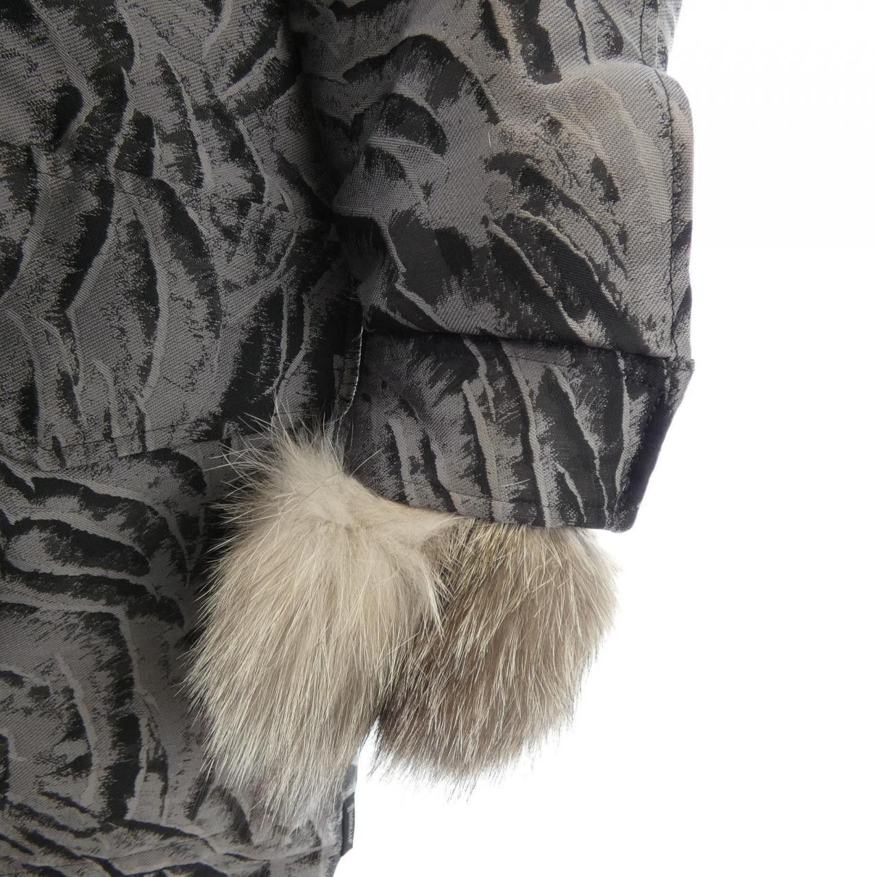 Moncler Moncler Moncler VERTEUIL Down Coat Textile Outerwear VERTEUIL DUTY FREE for USA Size ONE SIZE - 7 Thumbnail