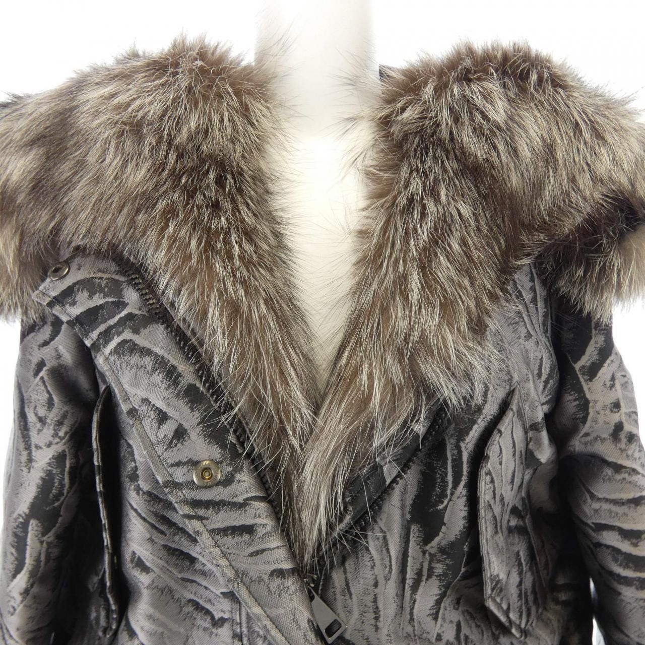 Moncler Moncler Moncler VERTEUIL Down Coat Textile Outerwear VERTEUIL DUTY FREE for USA Size ONE SIZE - 6 Thumbnail