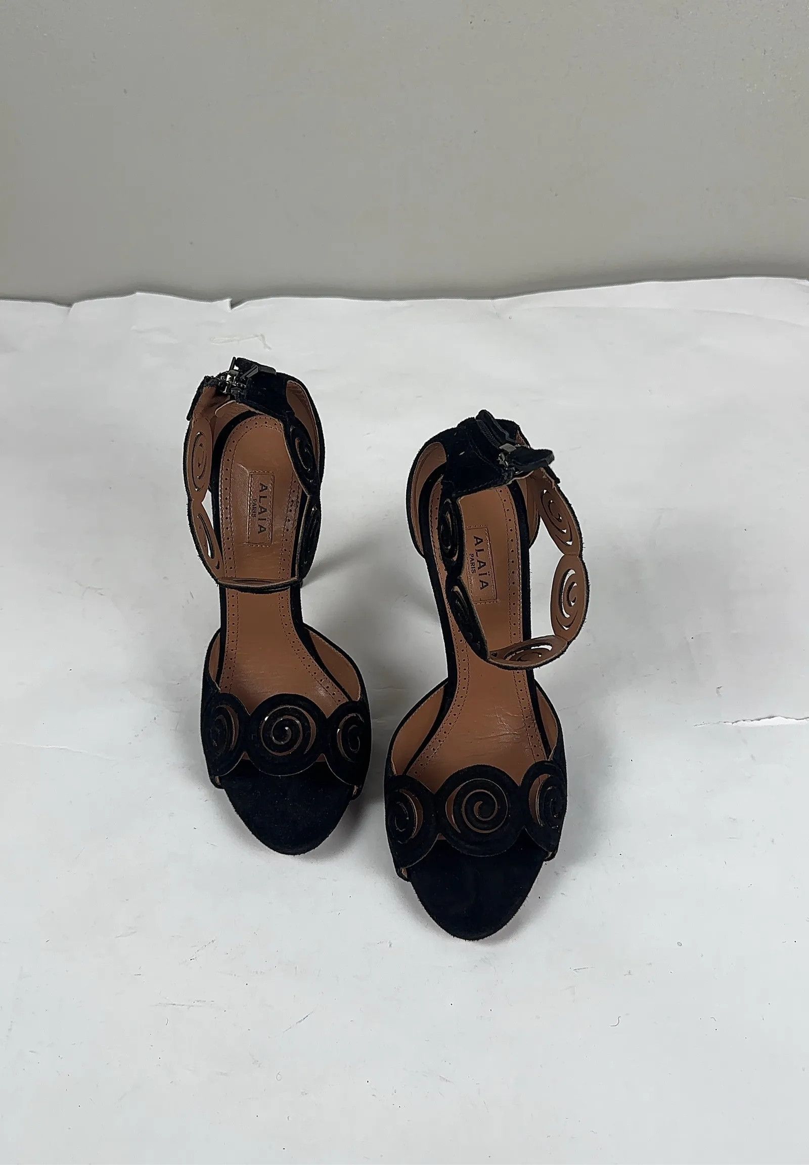 Alaia Alaïa Heels Size US 6 / IT 36 - 2 Thumbnail