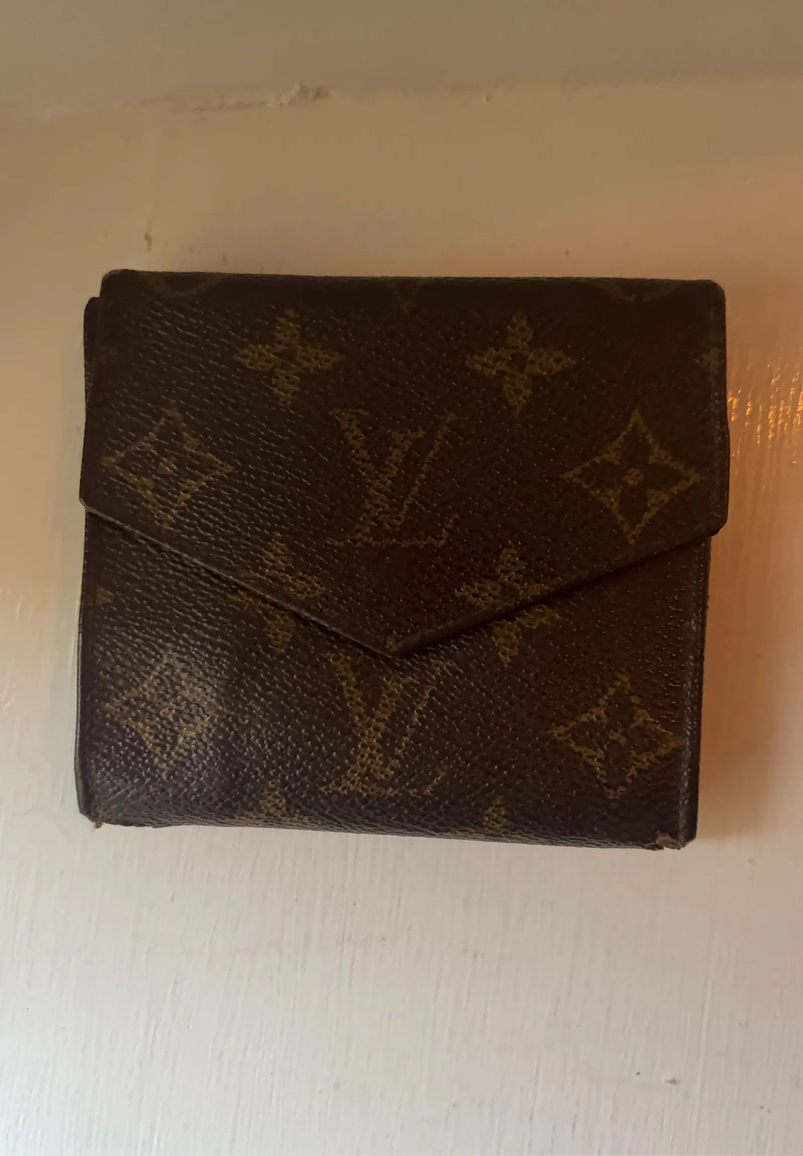 Louis Vuitton Louis Vuitton Wallet Wallet Size ONE SIZE - 2 Thumbnail