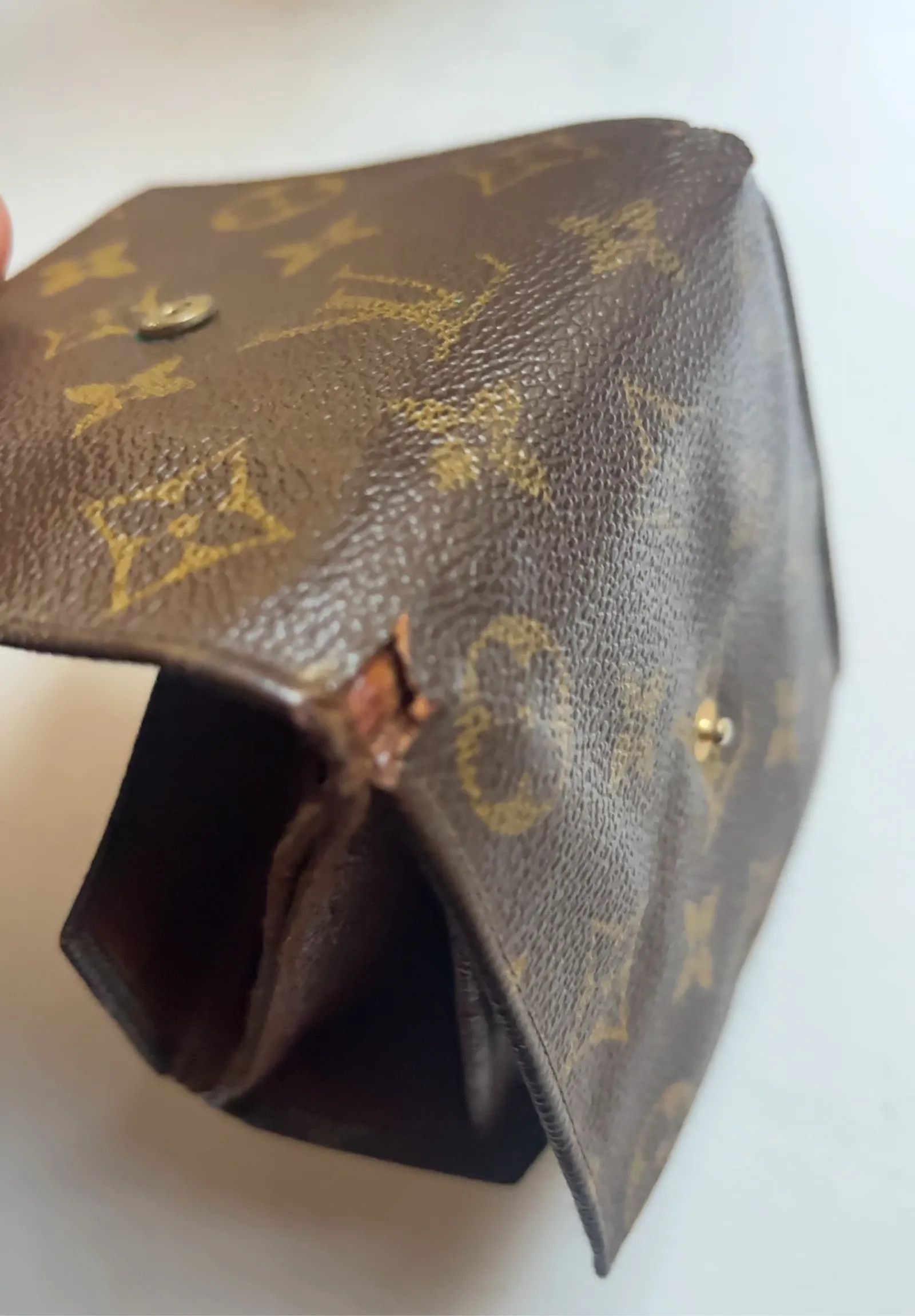Louis Vuitton Louis Vuitton Wallet Wallet Size ONE SIZE - 8 Thumbnail