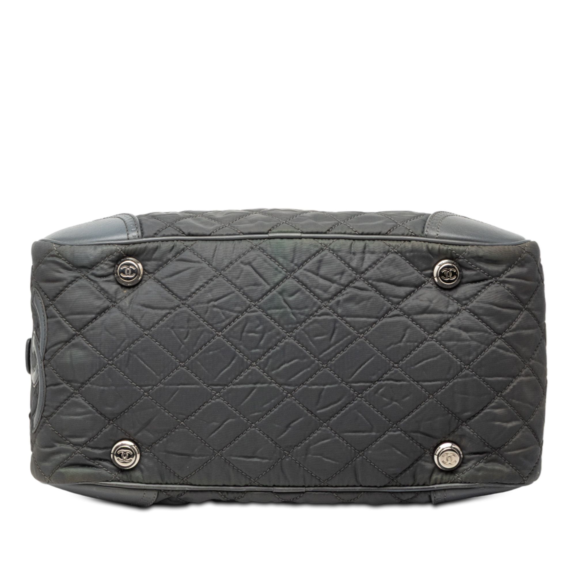 Chanel Chanel Paris New York Quilted Nylon Duffle Handbag Size ONE SIZE - 3 Thumbnail