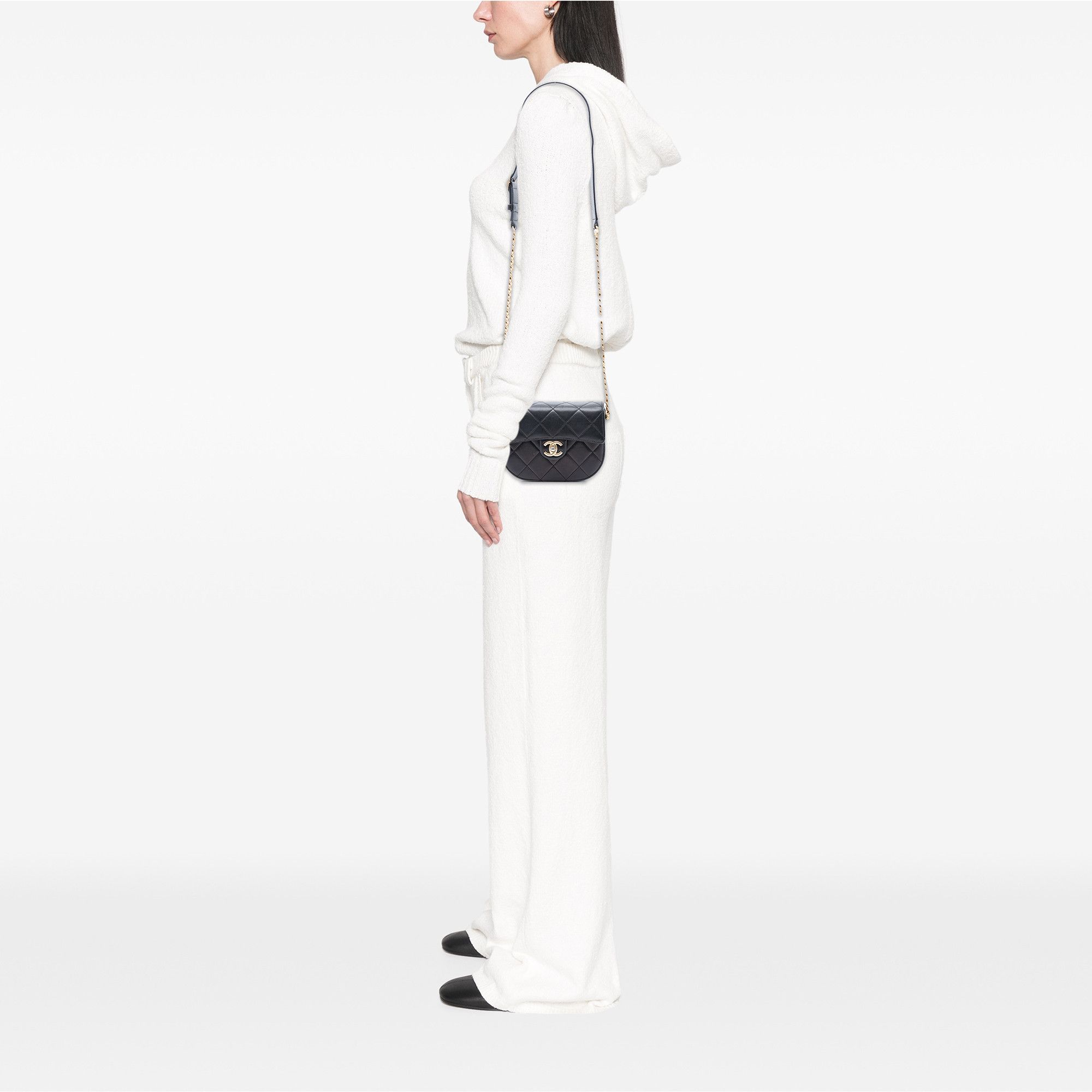Chanel Chanel Mini CC Quilted Shiny Calfskin Round Moon Messenger Flap Size ONE SIZE - 7 Thumbnail