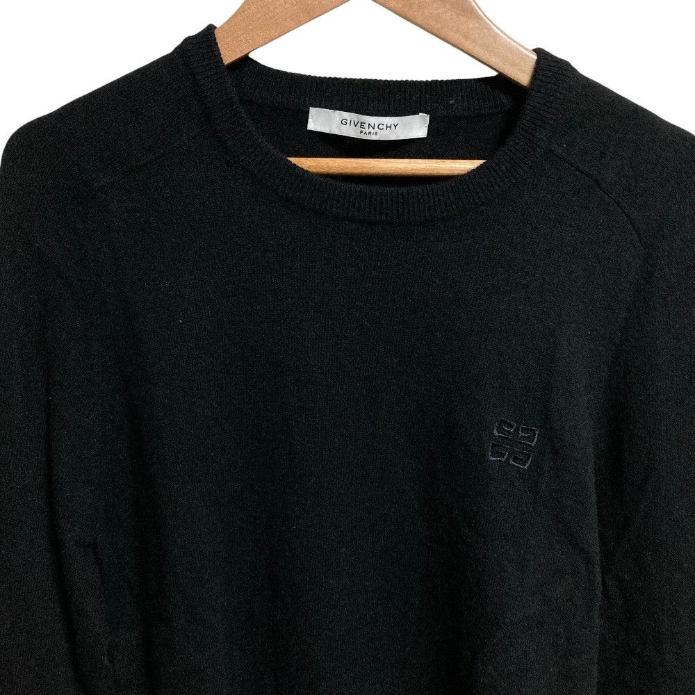 Givenchy Givenchy Givenchy 4G Embroidery Cashmere Knit Sweater Textile Tops DUTY FREE for USA Size ONE SIZE - 4 Thumbnail