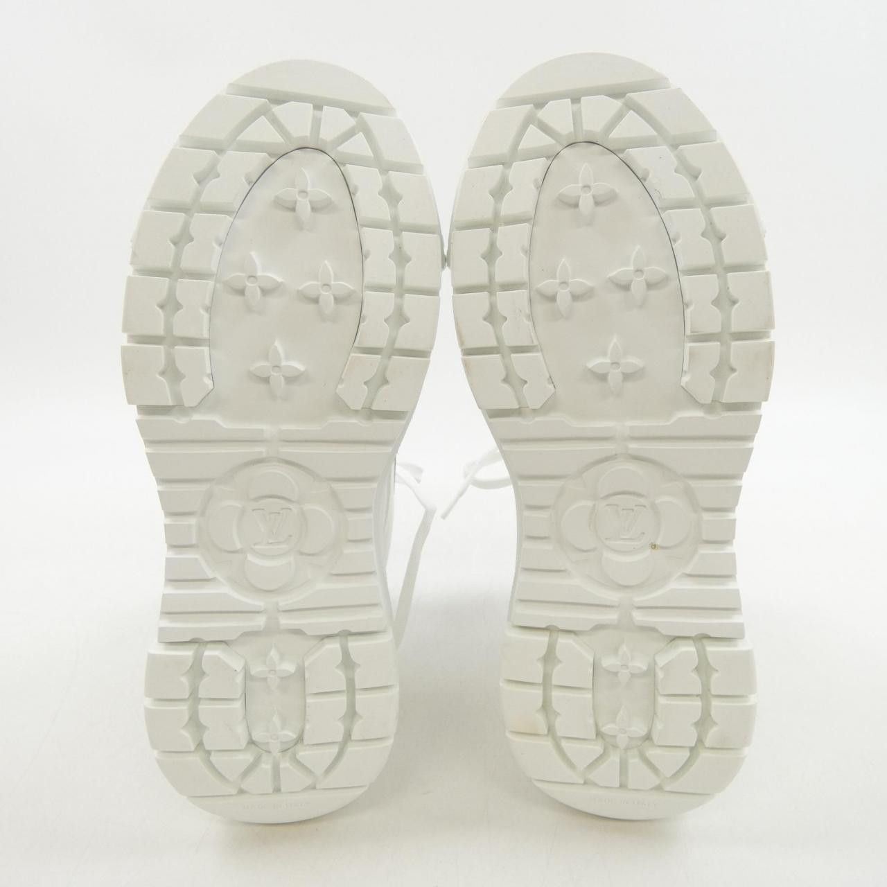 Louis Vuitton Louis Vuitton Louis Vuitton LV Squad Sneakers Textile Shoes DUTY FREE for USA Size ONE SIZE - 4 Thumbnail