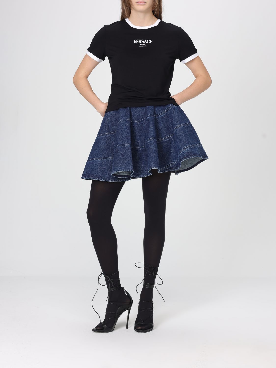 Versace Versace T-Shirt Woman Black Size S / US 4 / IT 40 - 2 Thumbnail