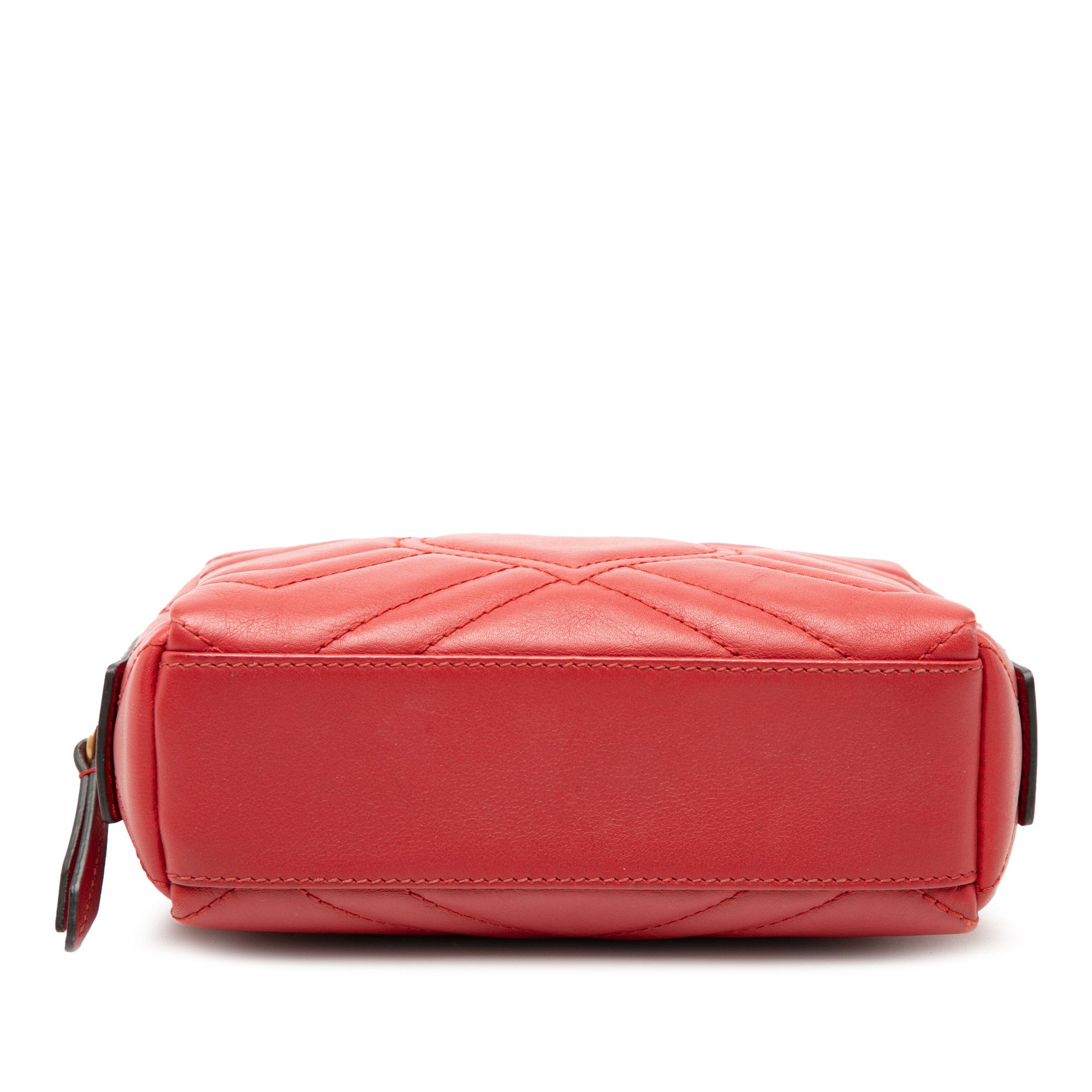 Gucci Gucci GG Marmont Matelasse Leather Heart Cosmetic Case Size ONE SIZE - 3 Thumbnail