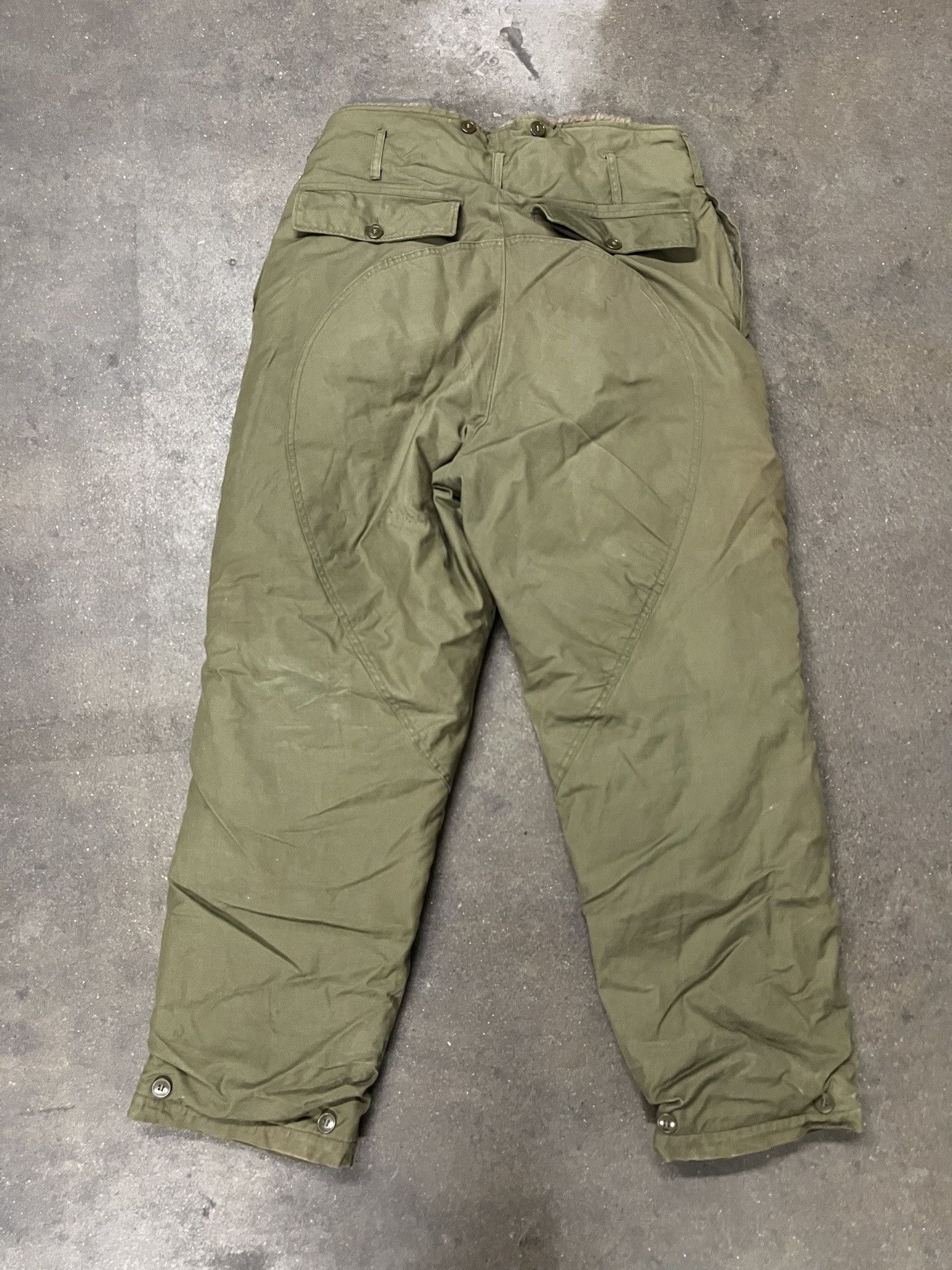 Vintage Vintage 1940s World War 2 US Air Force A-10 Flight Pants Size 38 Size US 36 / EU 52 - 5 Thumbnail