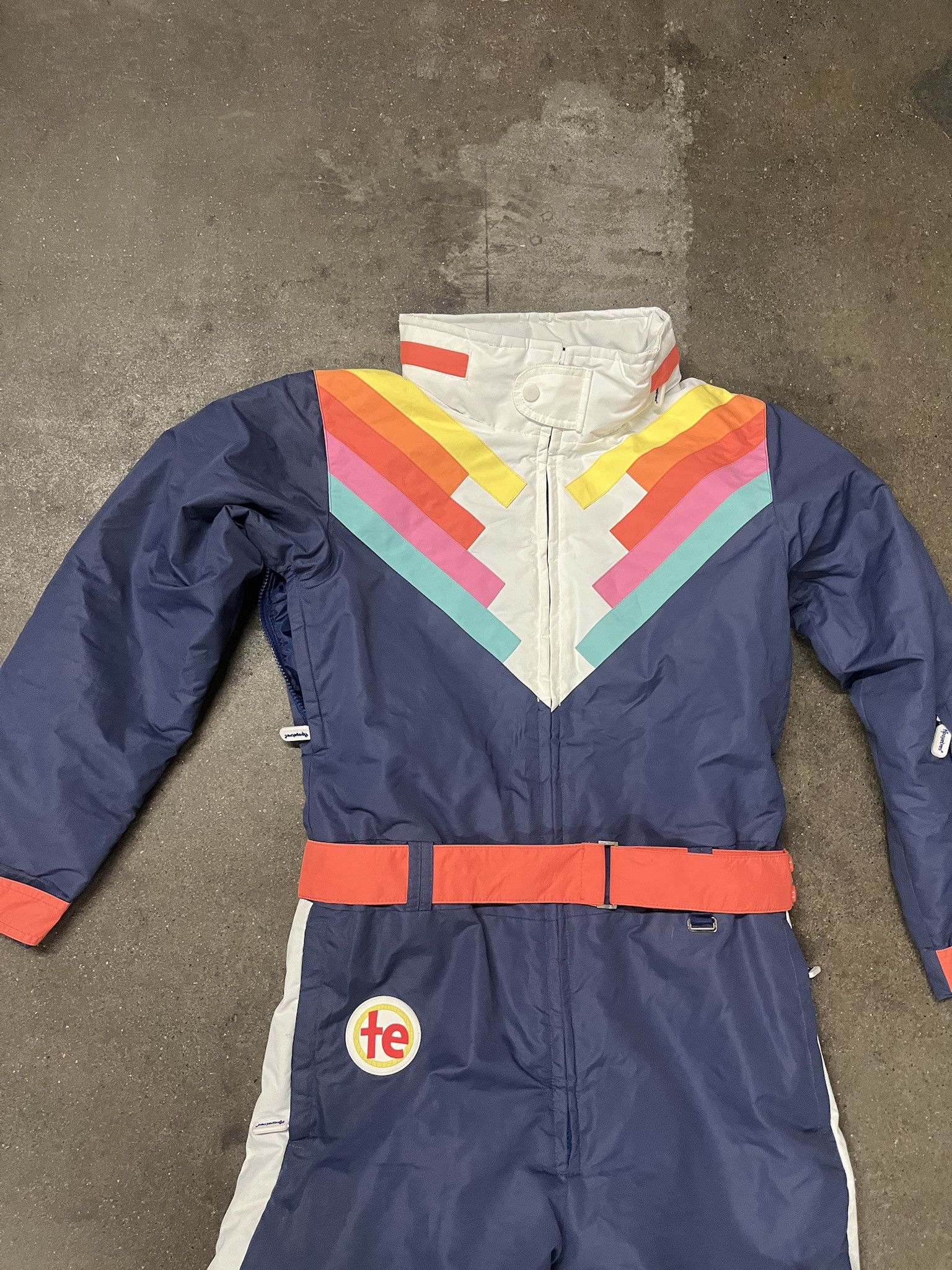 Vintage Vintage 2000s Retro Ski Snowsuit Size M Size US M / EU 48-50 / 2 - 2 Thumbnail