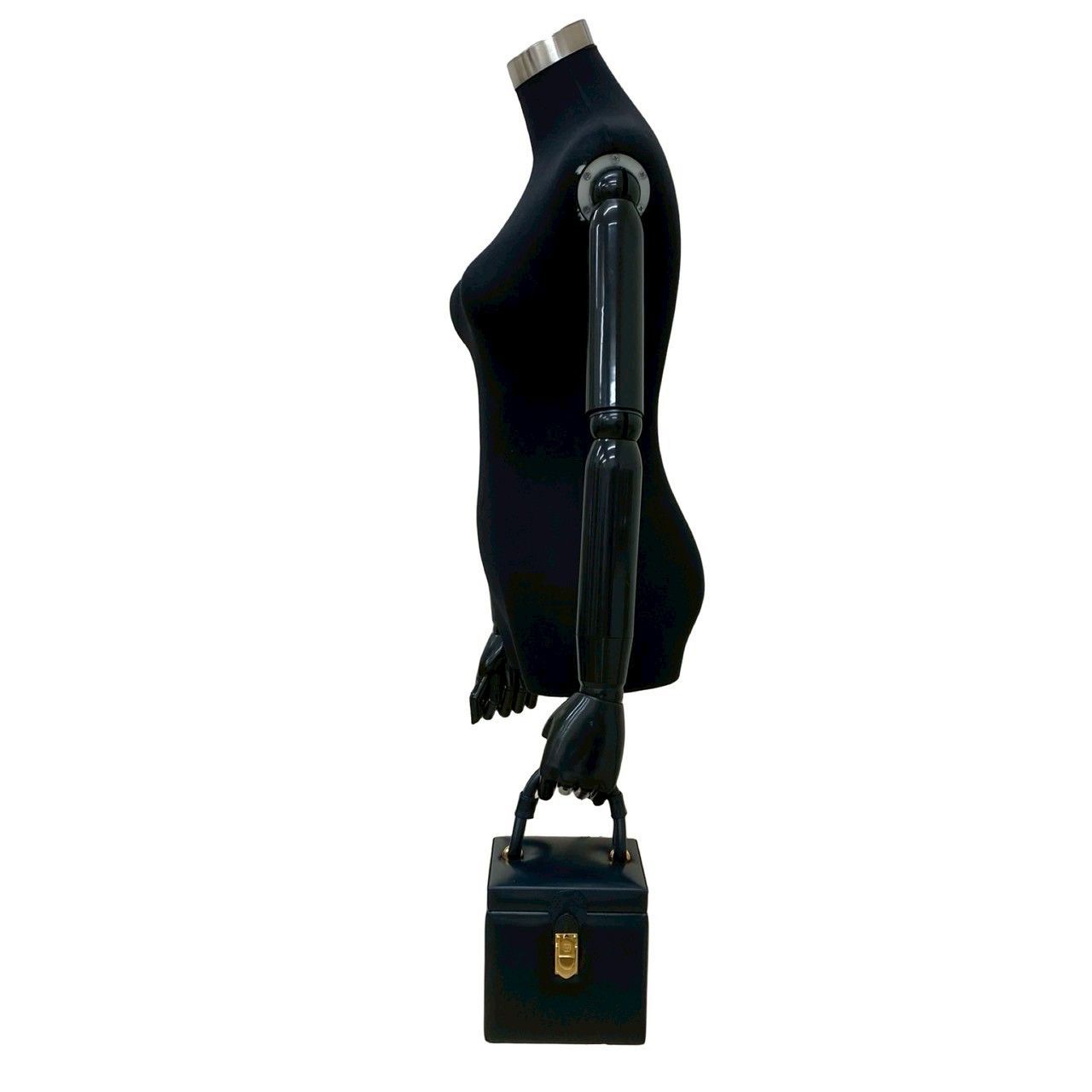 Loewe Loewe Loewe Anagram Calf Leather Handbag Leather Vanity Bag DUTY FREE for USA Size ONE SIZE - 5 Thumbnail