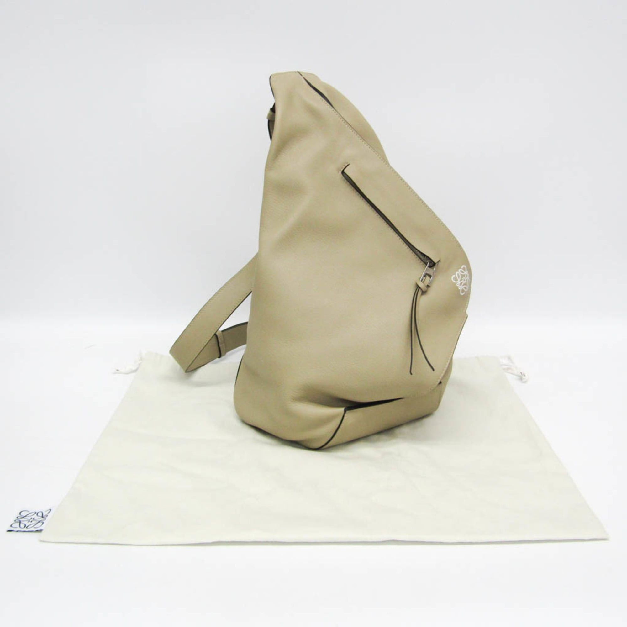 Loewe Loewe Anton Sling Bag Men,Women Leather Shoulder Bag Grayish Size ONE SIZE - 2 Thumbnail