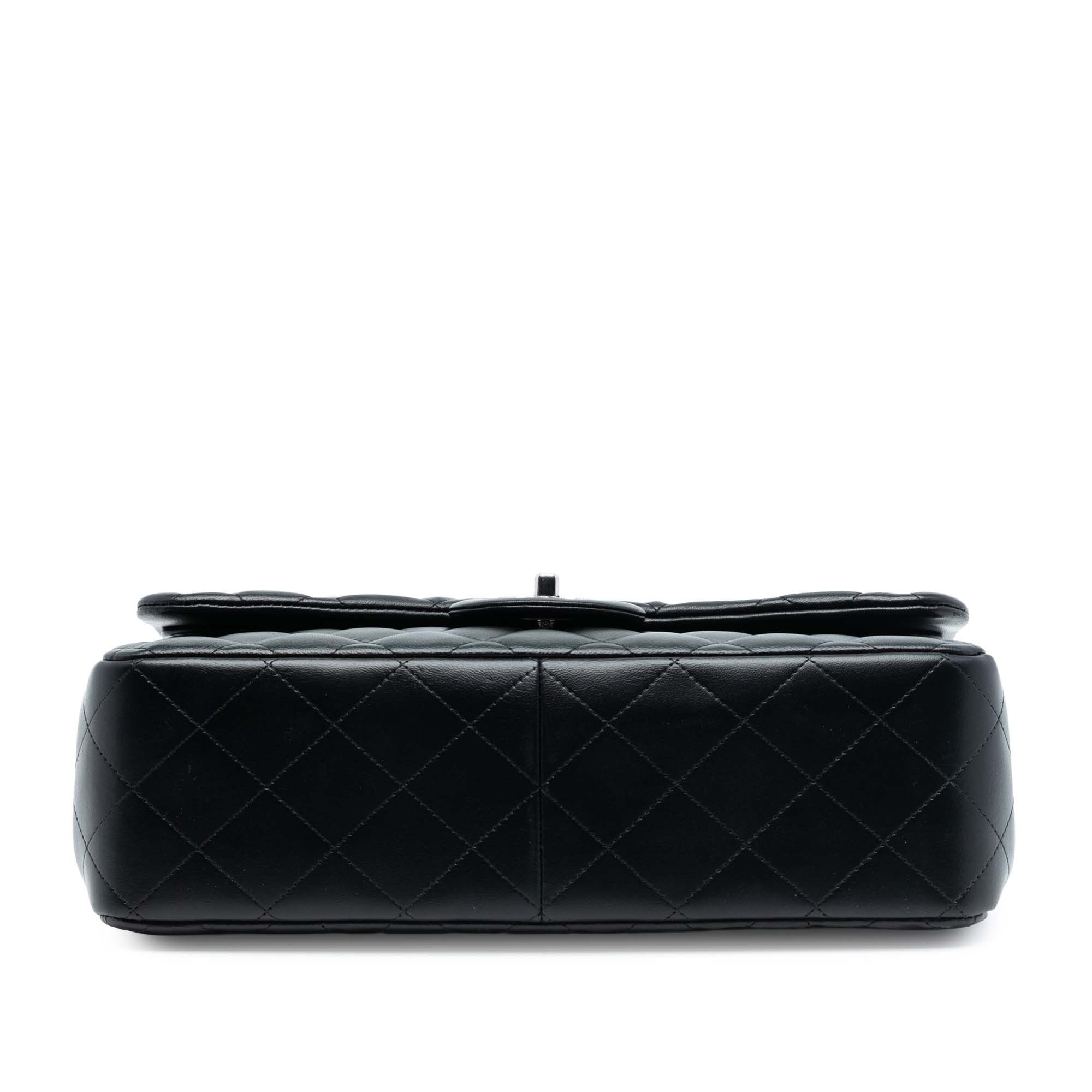 Chanel Chanel Jumbo Classic Lambskin Double Flap Size ONE SIZE - 3 Thumbnail